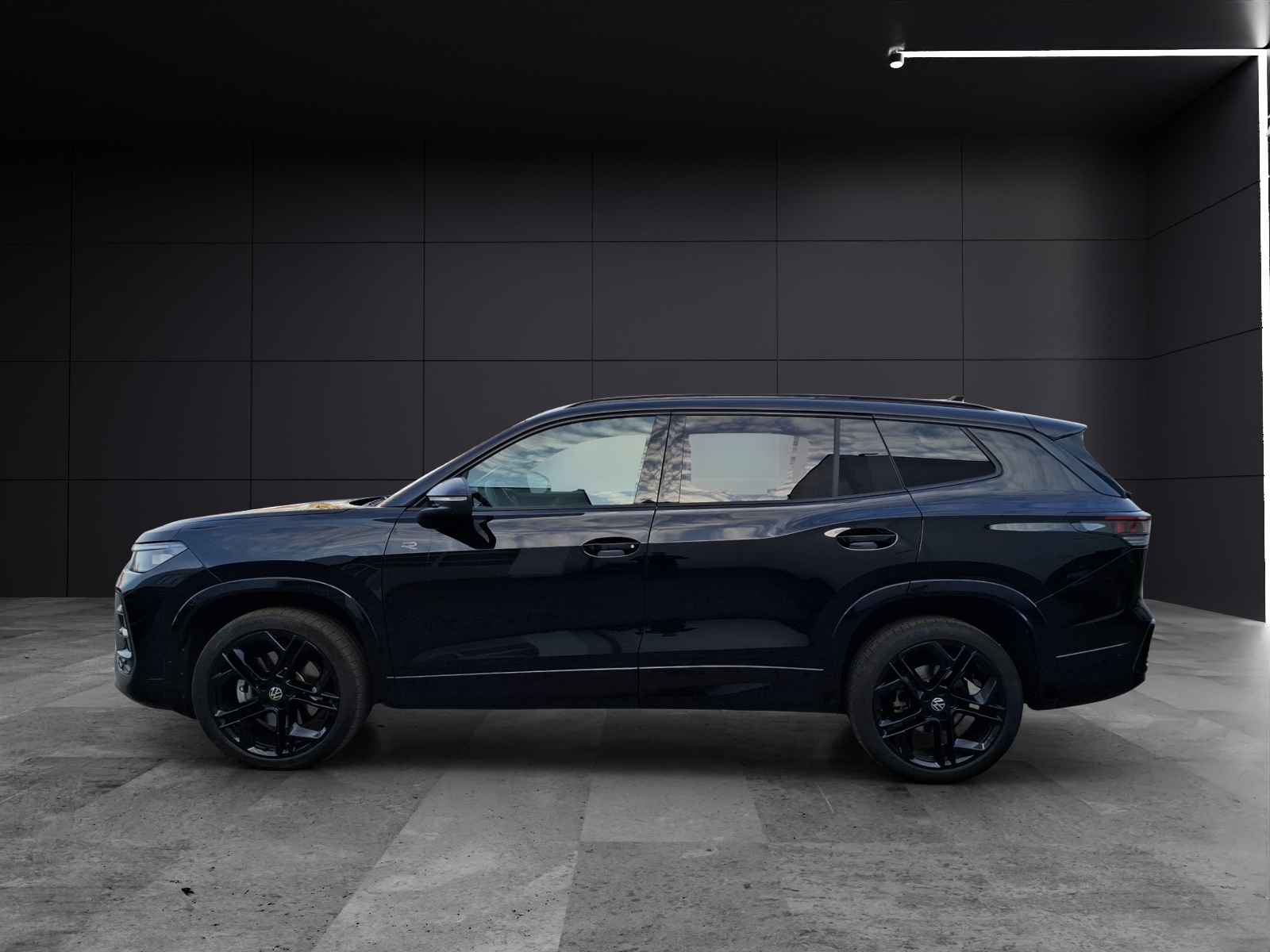 Fahrzeugabbildung Volkswagen Tayron TDI R-Line DSG 4M Matrix AHK Navi AID HUD ACC RFK SH 20