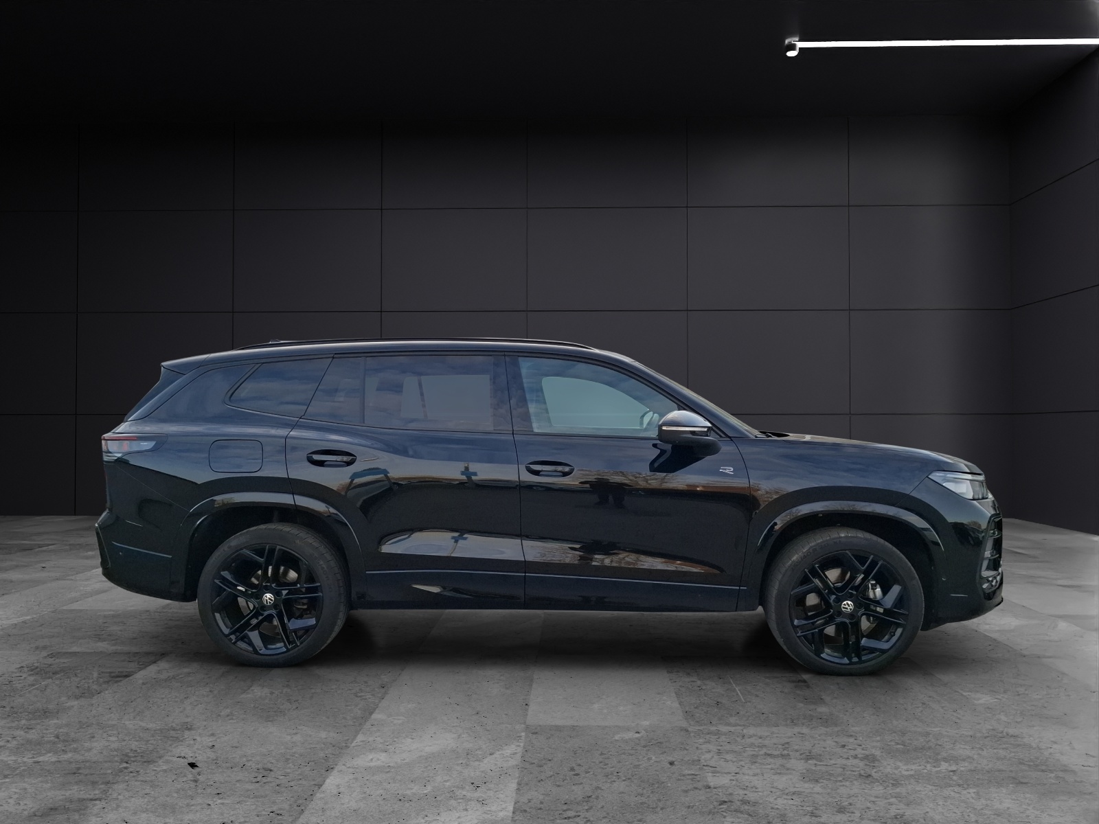 Fahrzeugabbildung Volkswagen Tayron TDI R-Line DSG 4M Matrix AHK Navi AID HUD ACC RFK SH 20