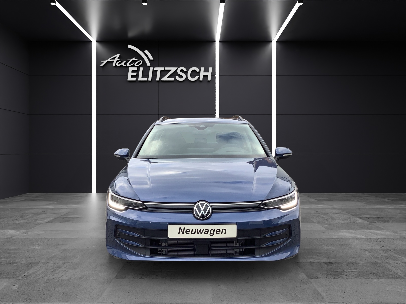 Fahrzeugabbildung Volkswagen Golf VIII Variant 1.5 TSI 85 kW Life
