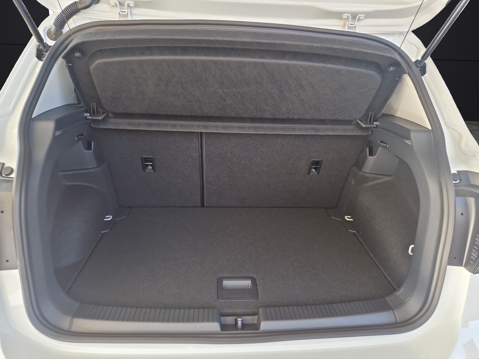 Fahrzeugabbildung Volkswagen T-Cross Goal IQ-LED NAVI KESSY RearView