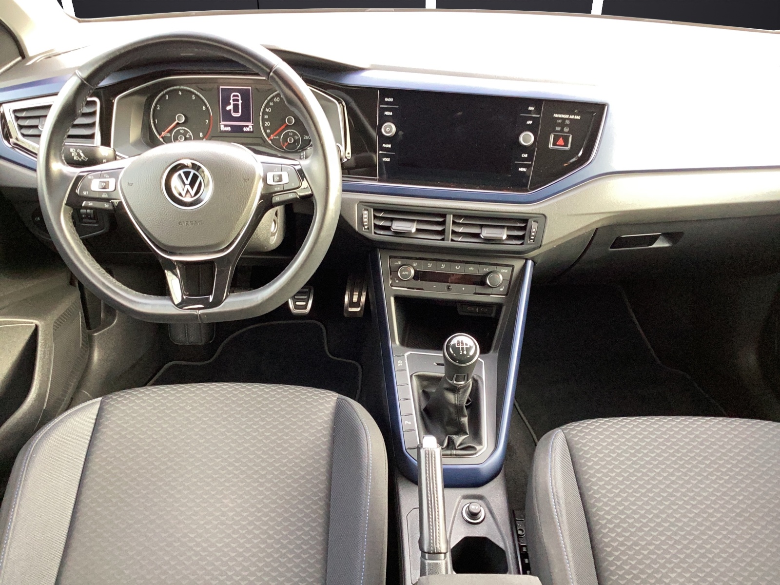 Fahrzeugabbildung Volkswagen Polo TSI United Navi Klima ACC PDC SH LM