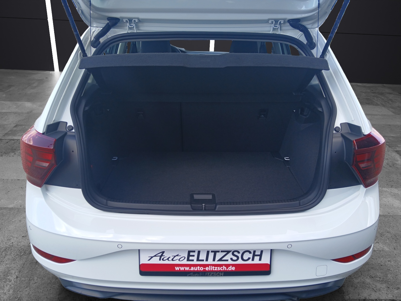 Fahrzeugabbildung Volkswagen Polo 1.0 Life LED Climatronic PDC SH