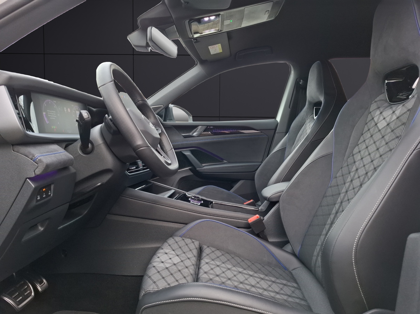 Fahrzeugabbildung Volkswagen Tayron TDI R-Line DSG 4M Matrix AHK Navi AID ACC RFK Harman SH 20