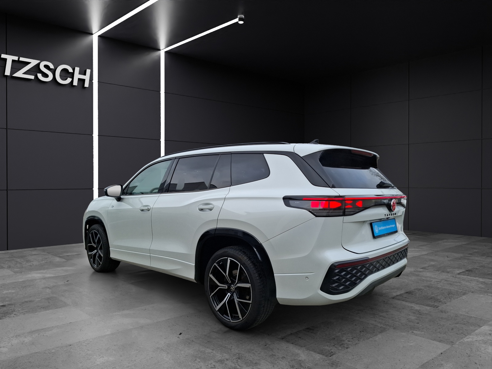 Fahrzeugabbildung Volkswagen Tayron TDI R-Line DSG 4M Matrix AHK Navi AID ACC RFK Harman SH 20