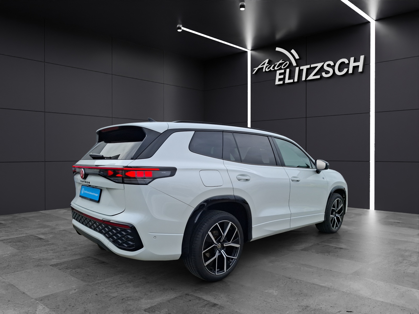 Fahrzeugabbildung Volkswagen Tayron TDI R-Line DSG 4M Matrix AHK Navi AID ACC RFK Harman SH 20