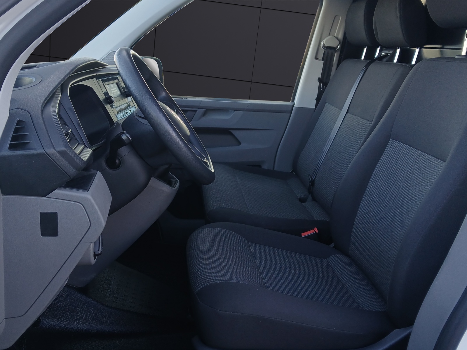 Fahrzeugabbildung Volkswagen T6 Transporter T6.1 TDI Kasten EcoProfi AHK Klima DAB