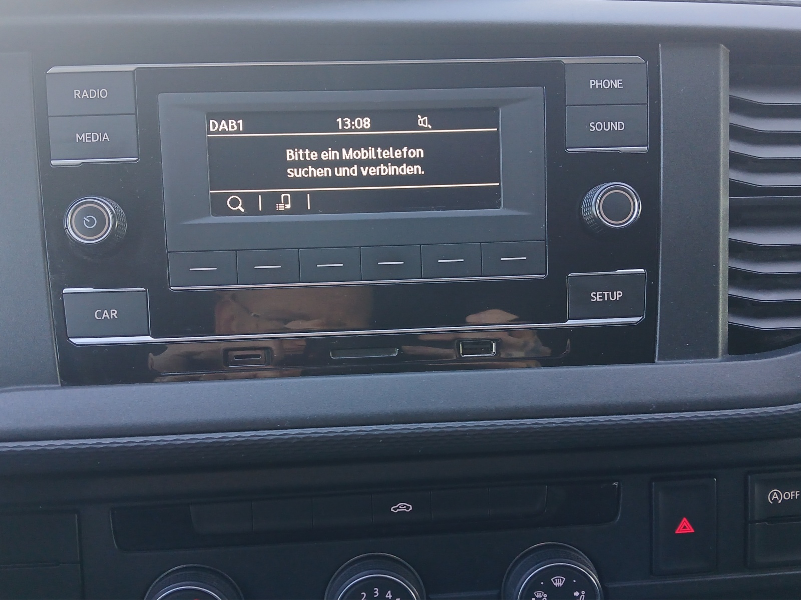 Fahrzeugabbildung Volkswagen T6 Transporter T6.1 TDI Kasten EcoProfi AHK Klima DAB