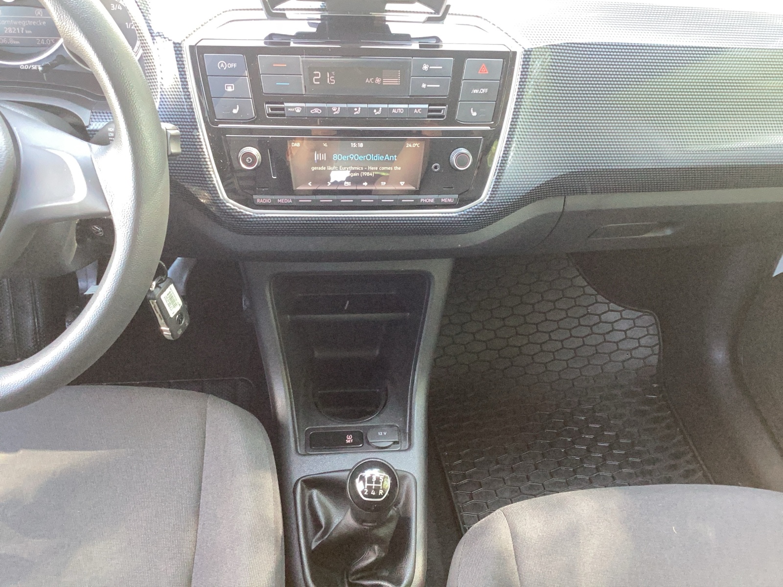 Fahrzeugabbildung Volkswagen up! GRA NSW REAR VIEW CLIMATRONIC