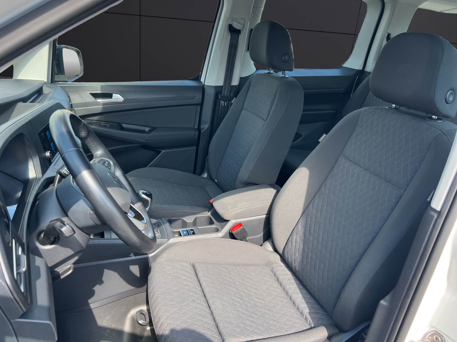 Fahrzeugabbildung Volkswagen Caddy TDI Life Maxi LED Klima SHZ PDC DAB+