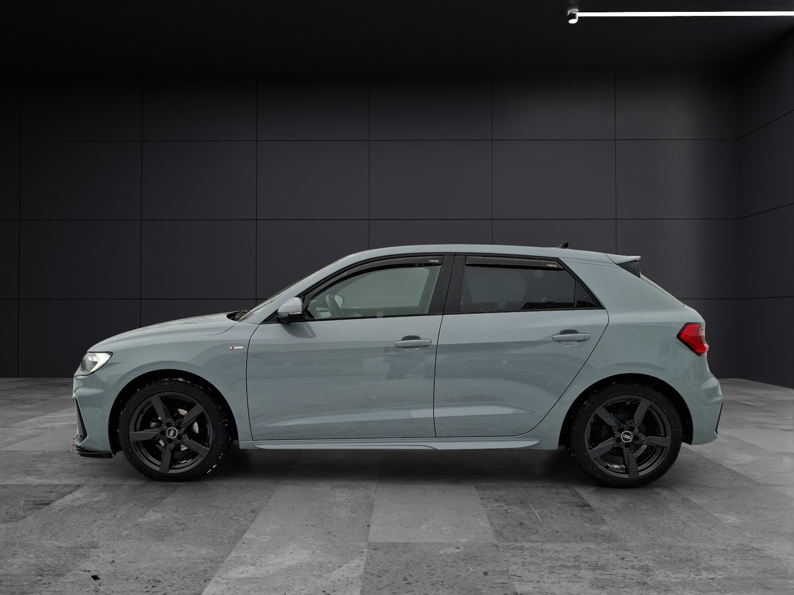 Fahrzeugabbildung Audi A1 Sportback 25 TFSI S-line black S-tronic LED AVC APP GRA PDC SH