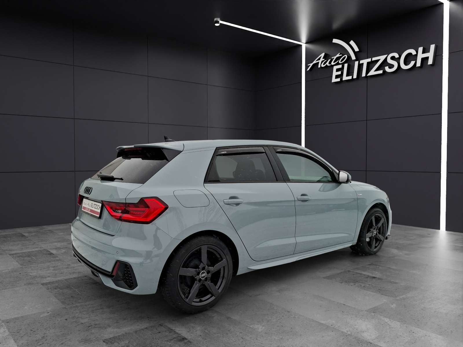 Fahrzeugabbildung Audi A1 Sportback 25 TFSI S-line black S-tronic LED AVC APP GRA PDC SH