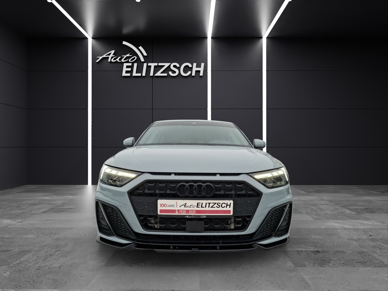 Fahrzeugabbildung Audi A1 Sportback 25 TFSI S-line black S-tronic LED AVC APP GRA PDC SH