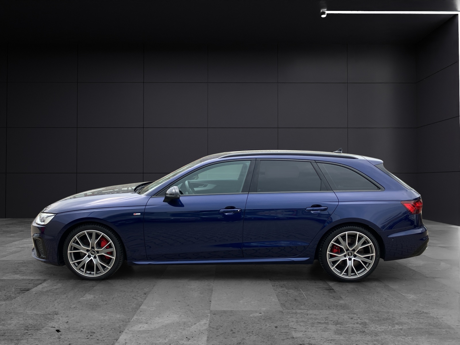 Fahrzeugabbildung Audi A4 Avant 45 TFSI quattro S line