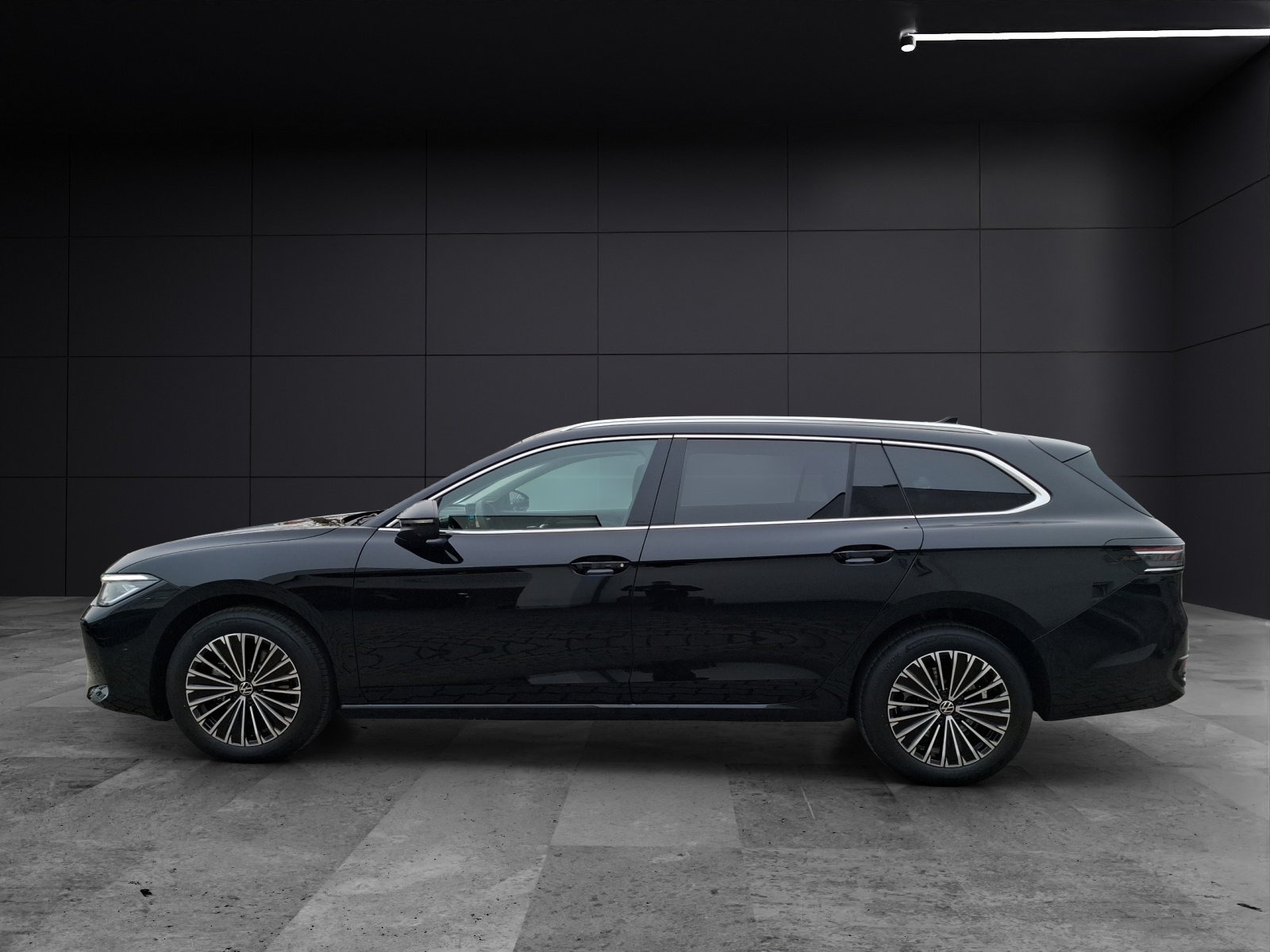 Fahrzeugabbildung Volkswagen Passat Variant TDI Elegance DSG Matrix AHK Navi AID HUD ACC RFK SH