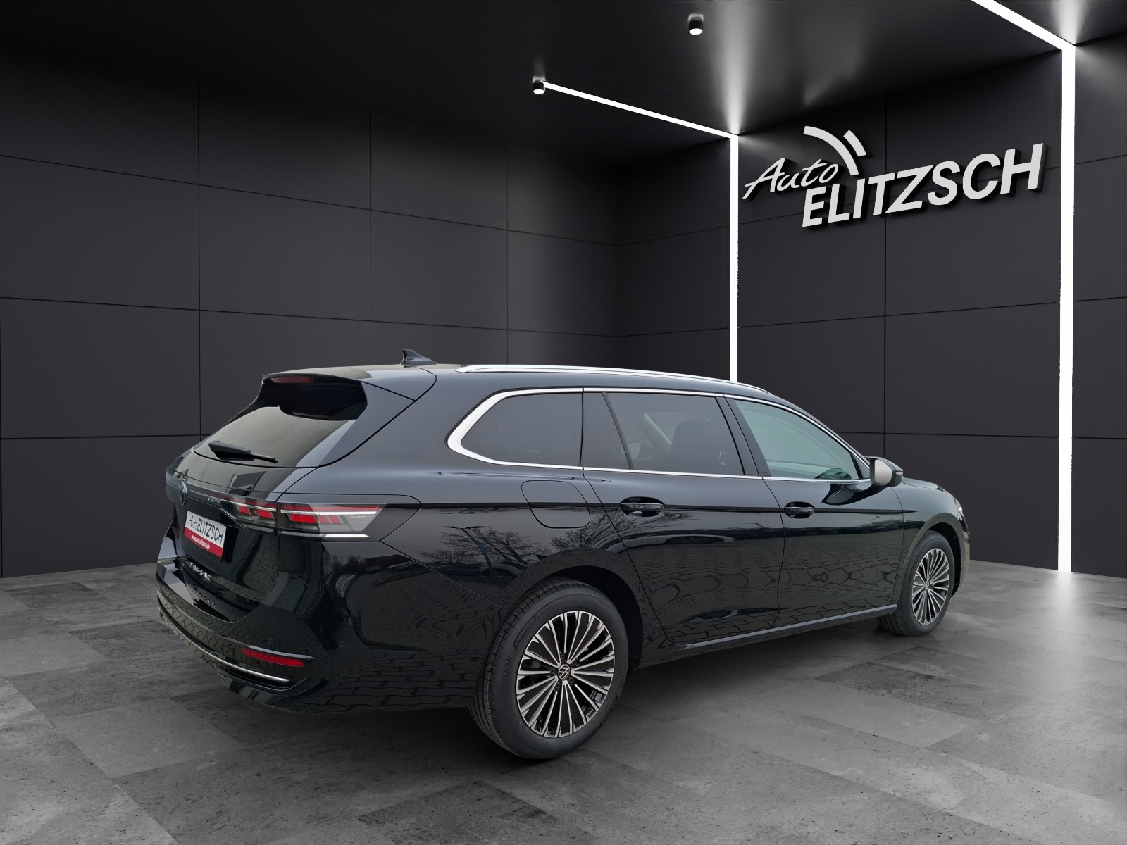 Fahrzeugabbildung Volkswagen Passat Variant TDI Elegance DSG Matrix AHK Navi AID HUD ACC RFK SH