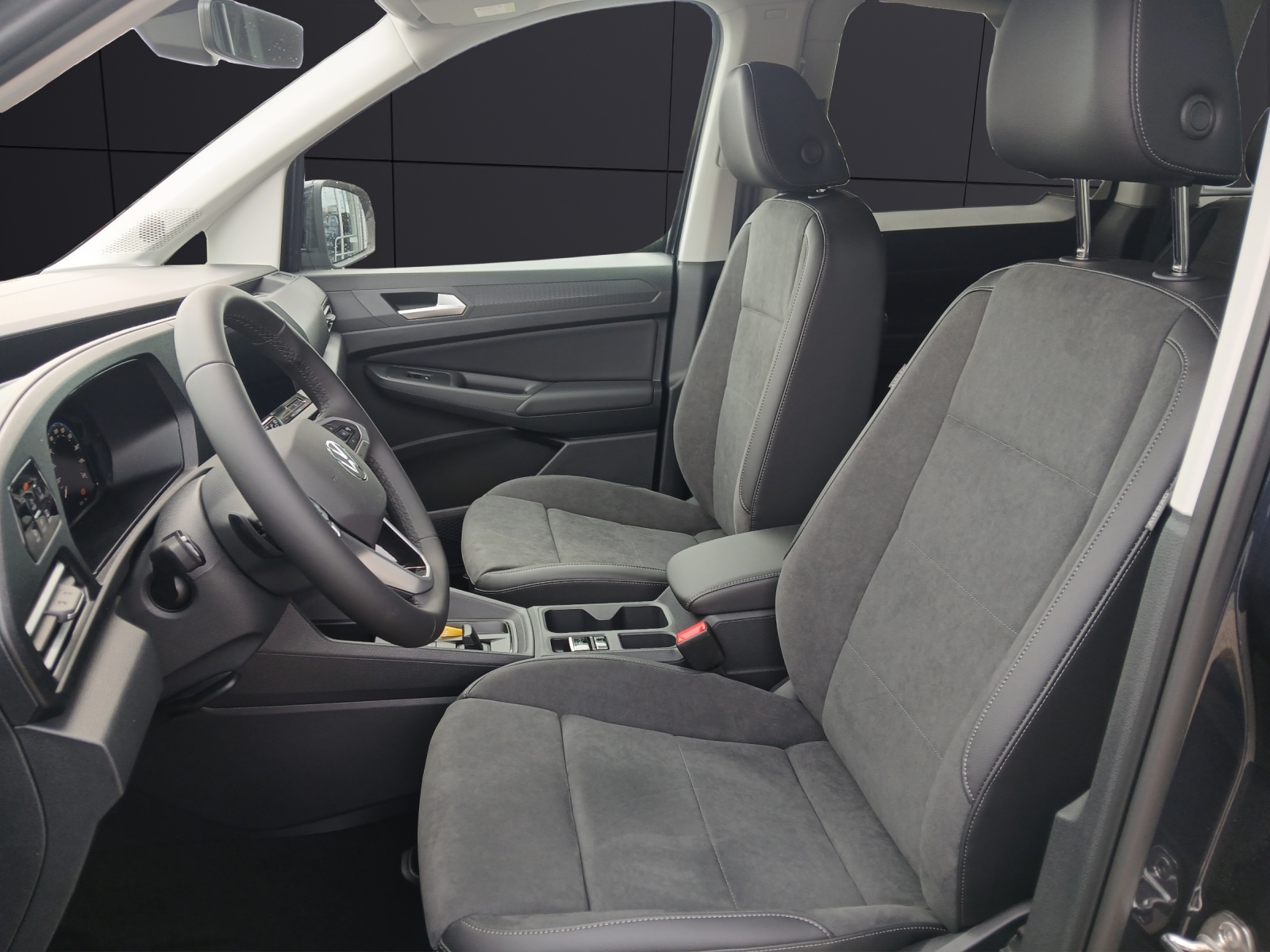 Fahrzeugabbildung Volkswagen Caddy TSI Life 7-DSG GRA SITZH. LED ACC