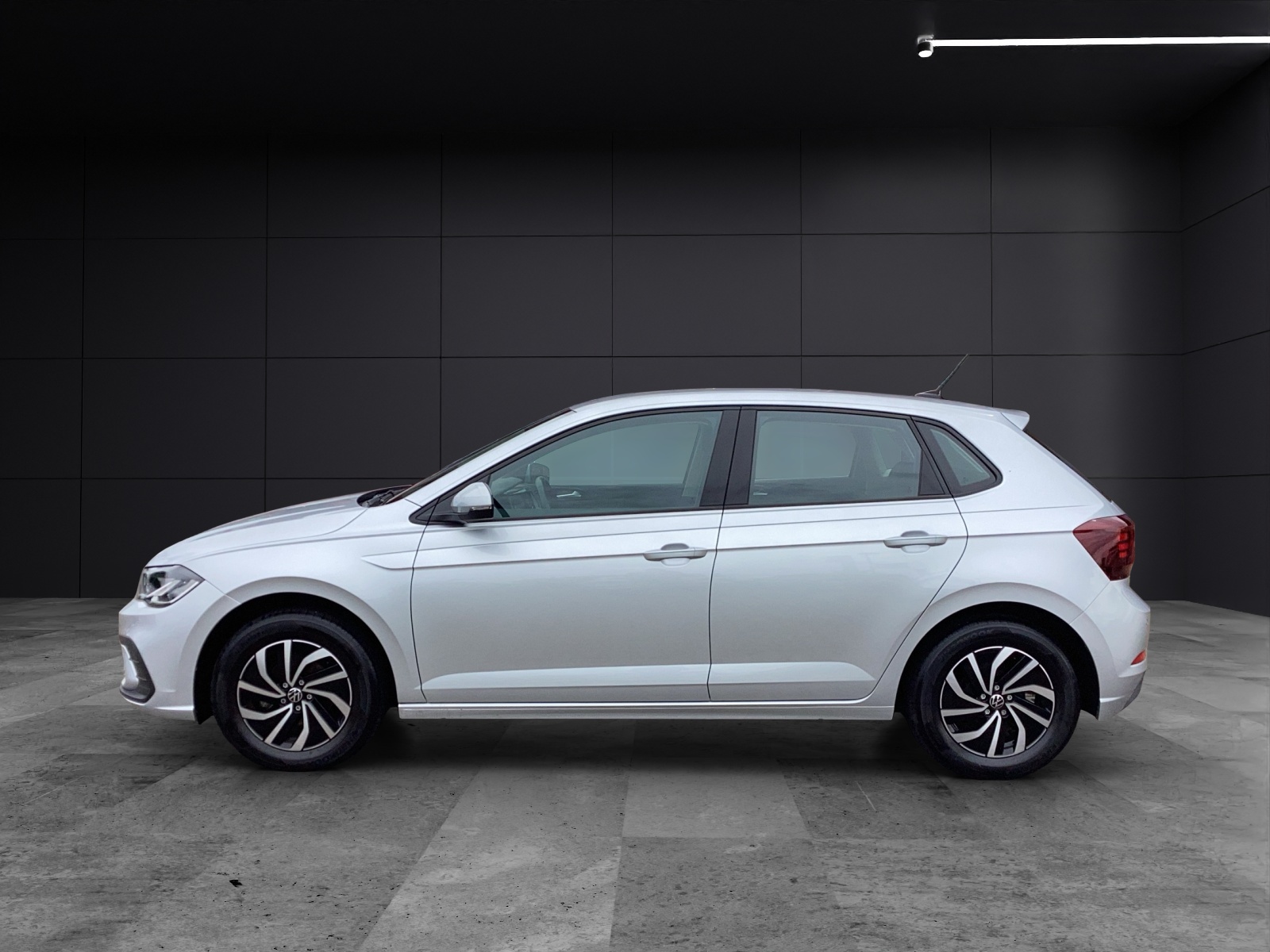 Fahrzeugabbildung Volkswagen Polo Life LED CarPlay Klima AID PDC SH LM