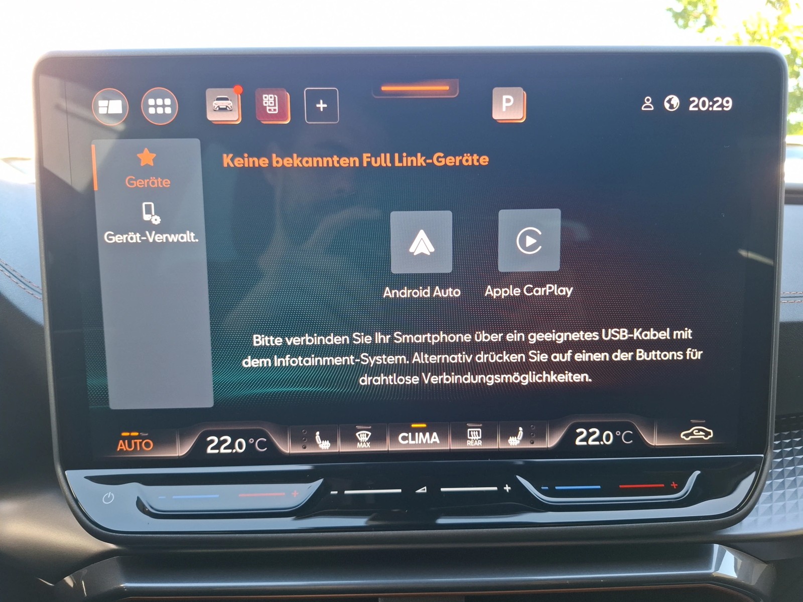 Fahrzeugabbildung CUPRA Leon ST eTSI DSG LED CarPlay ACC RFK SH 18