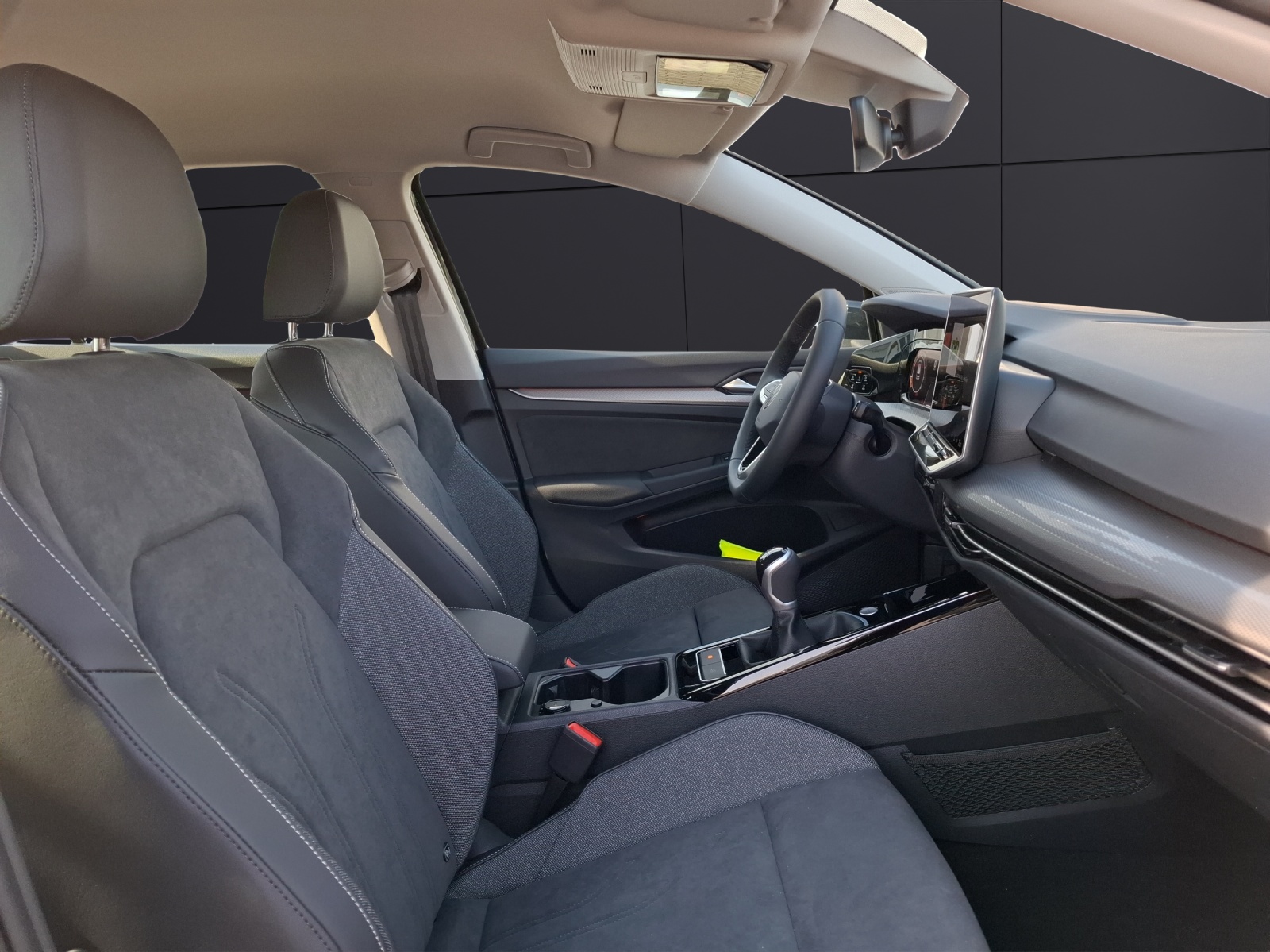 Fahrzeugabbildung Volkswagen Golf VIII 1.5l TSI Style LED-Plus HuD
