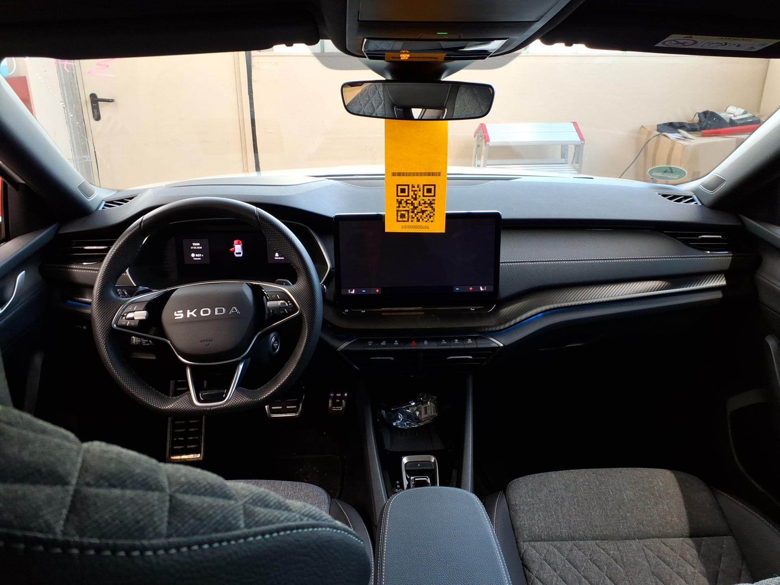 Fahrzeugabbildung SKODA Octavia Combi TDI Sportline DSG Matrix Navi HUD VC ACC 360° SH 18