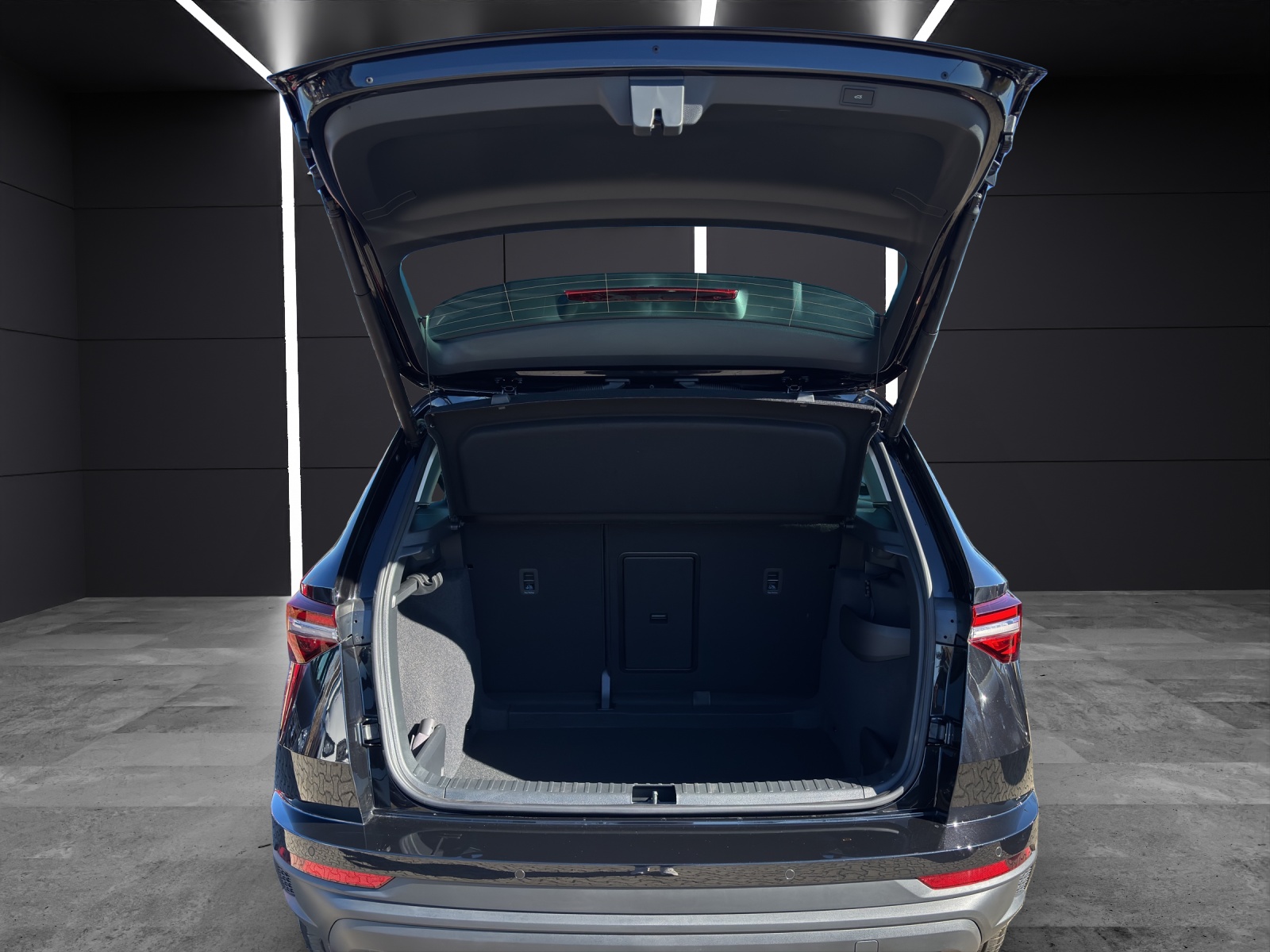 Fahrzeugabbildung SKODA Karoq Balance 1.5 TSI DSG AHZ LED RFK SH ACC Climatronic