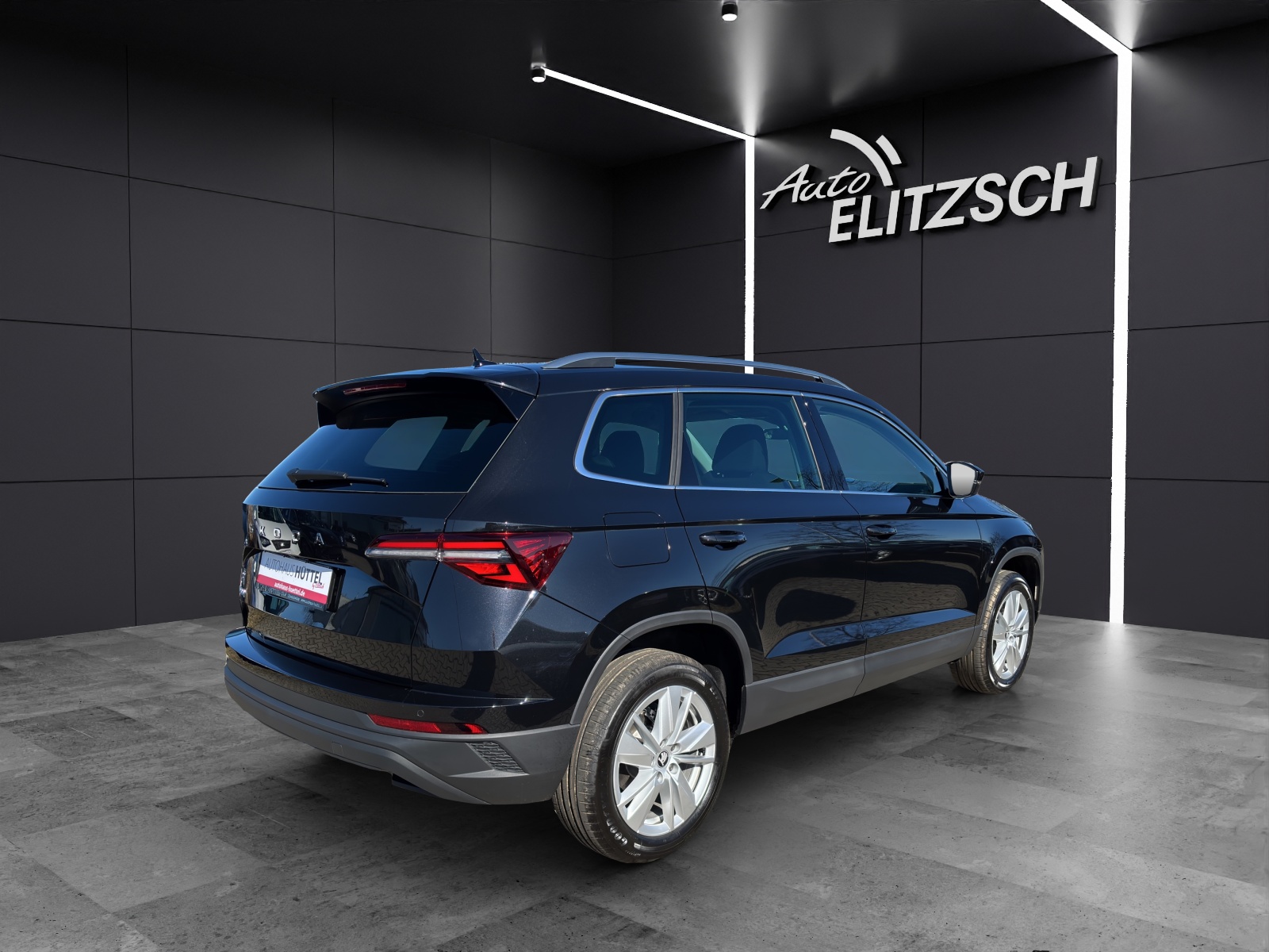 Fahrzeugabbildung SKODA Karoq Balance 1.5 TSI DSG AHZ LED RFK SH ACC Climatronic