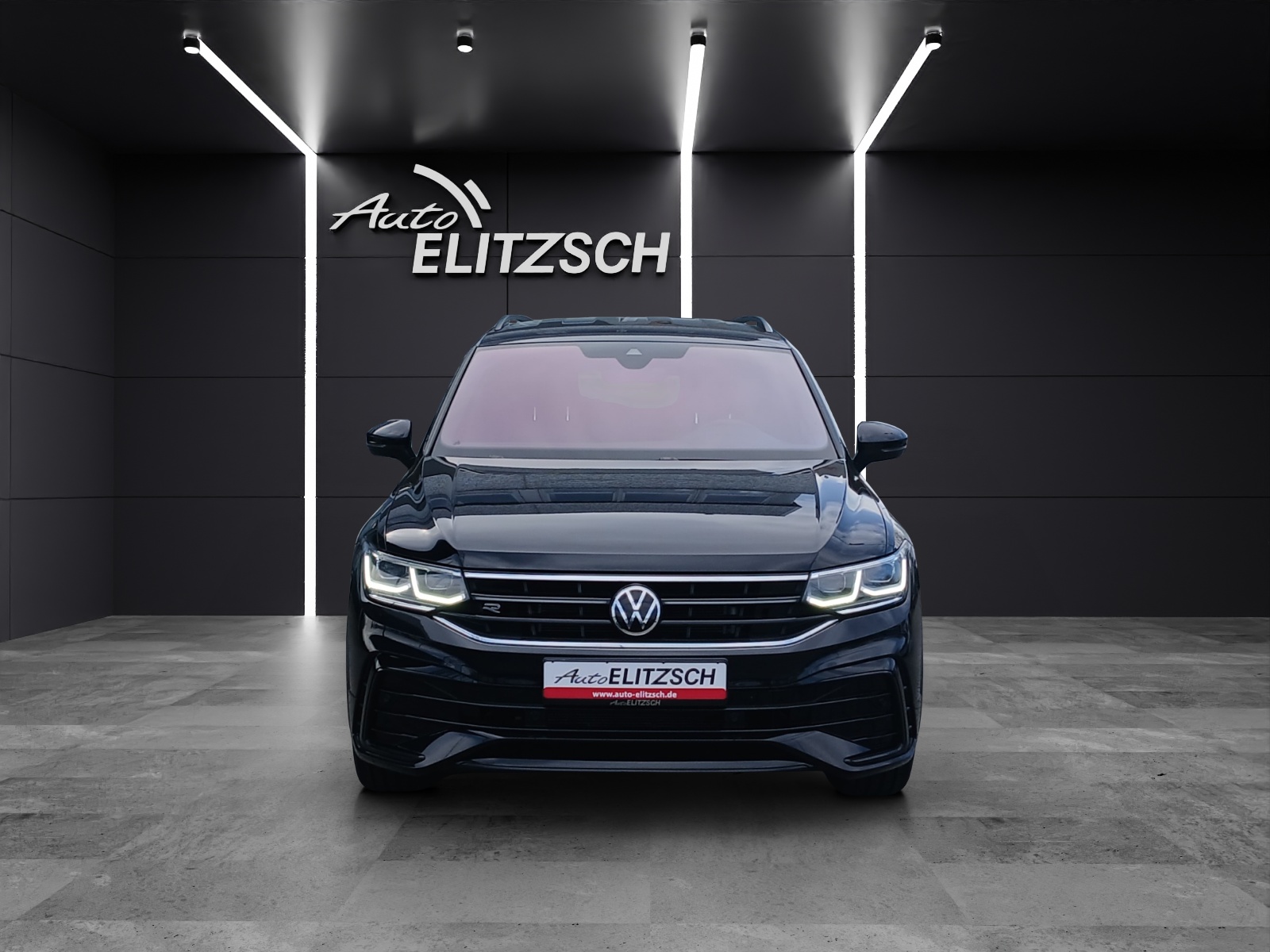 Fahrzeugabbildung Volkswagen Tiguan Allspace TSI R-Line DSG 4M Matrix AHK Navi HUD AID ACC RFK SH 20