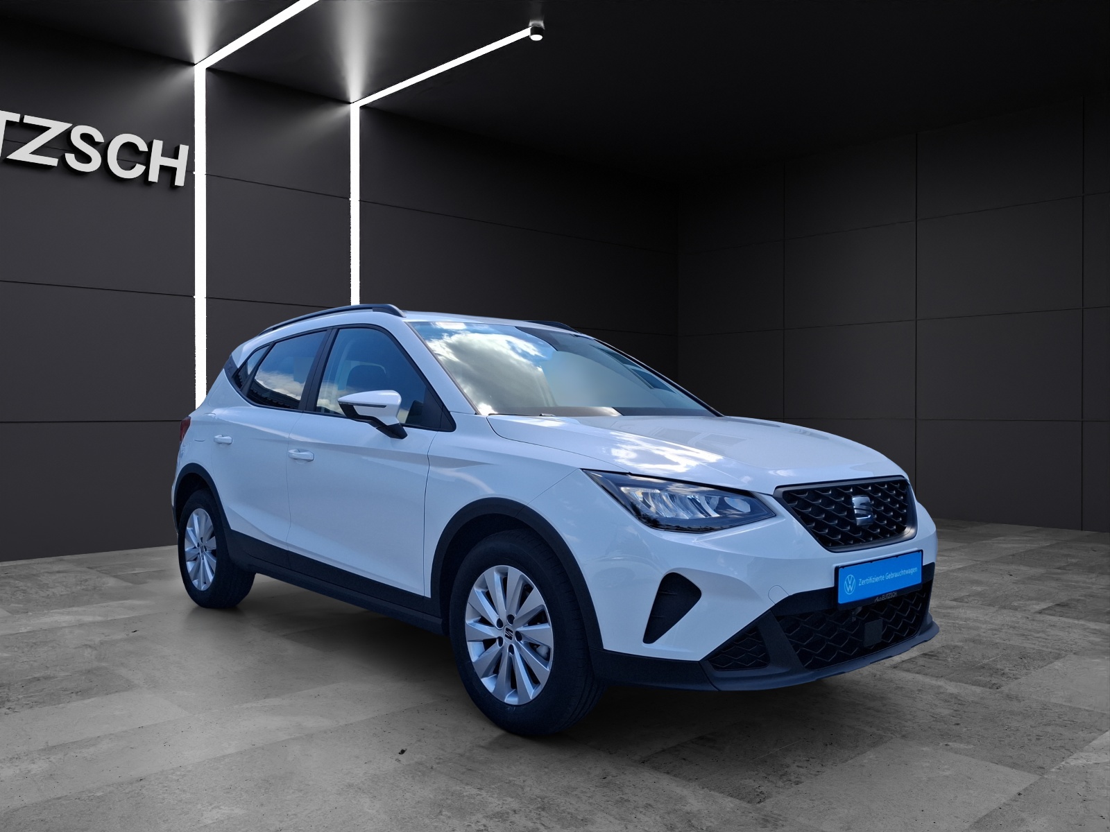 Fahrzeugabbildung SEAT Arona TSI Style LED Navi RFK SHZ GRA APP