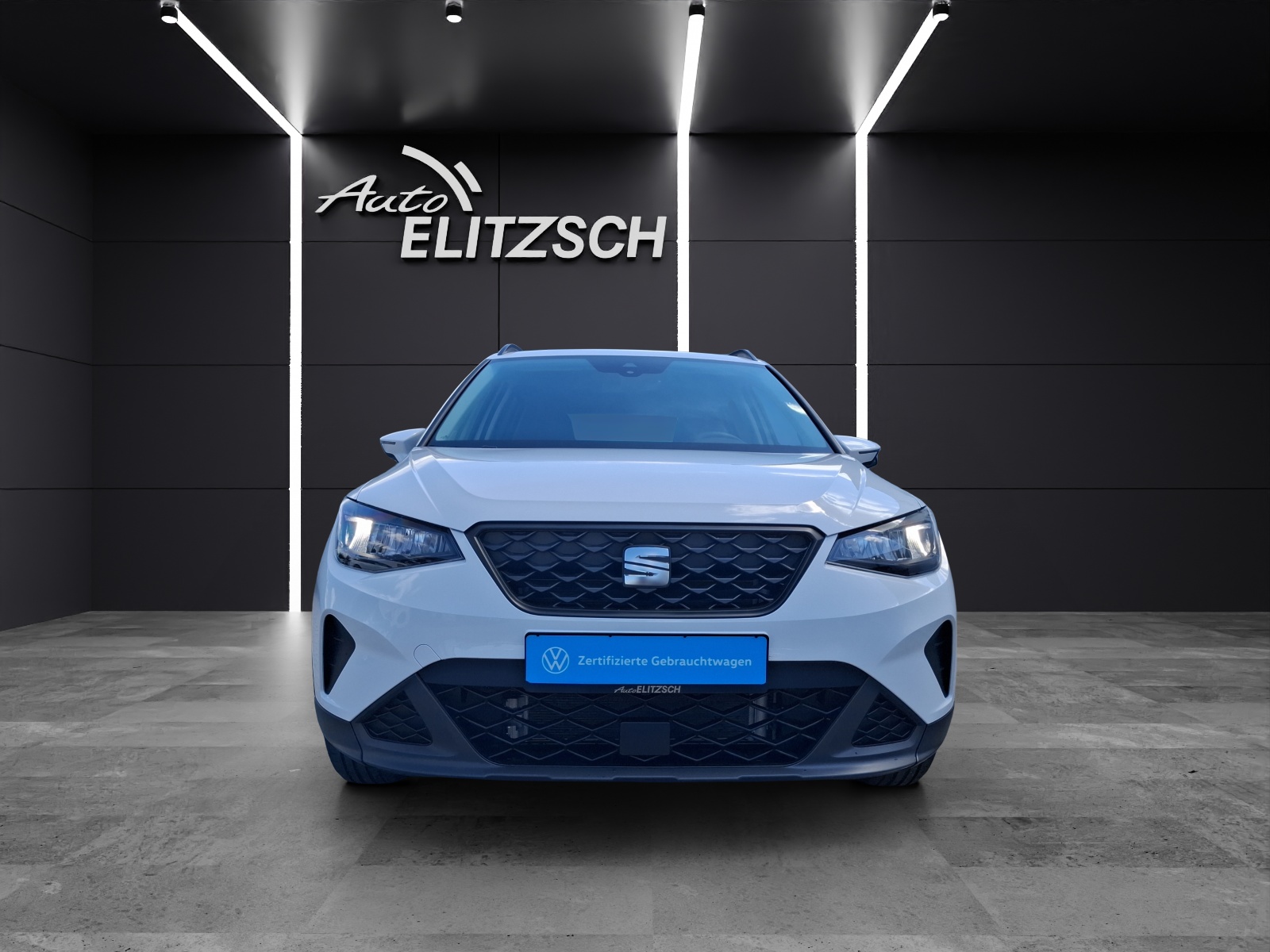 Fahrzeugabbildung SEAT Arona TSI Style LED Navi RFK SHZ GRA APP