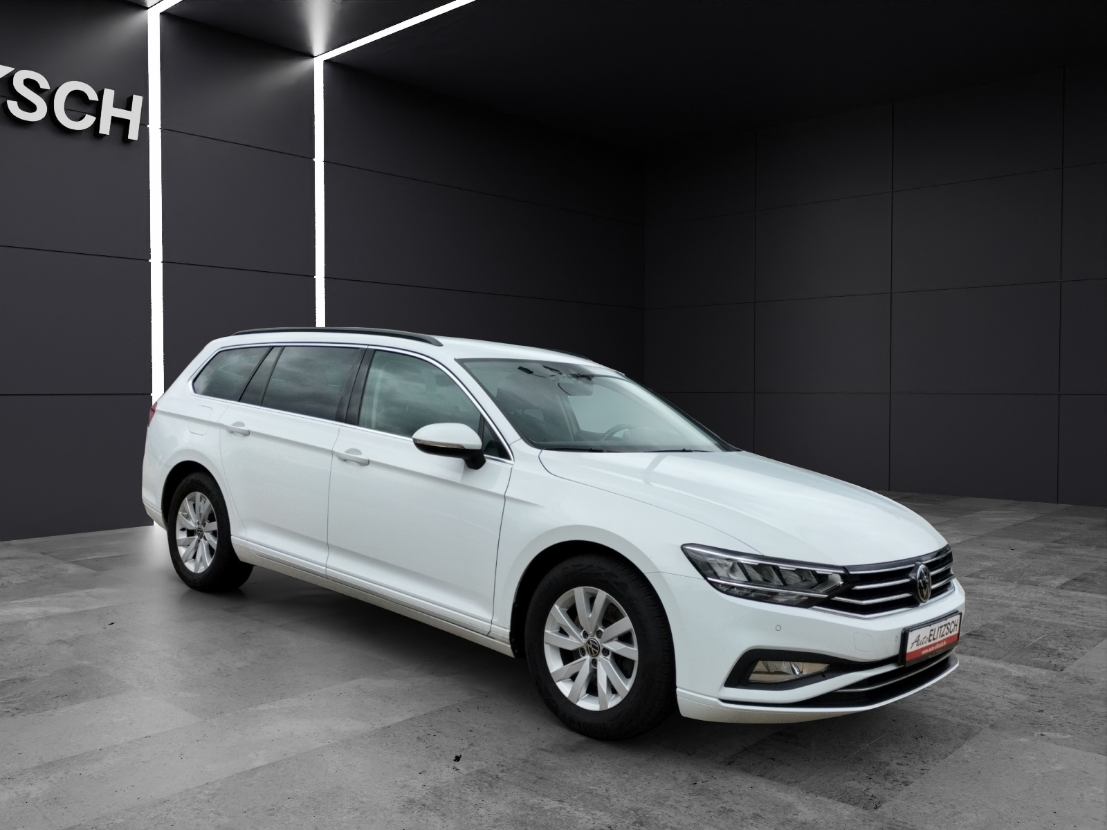 Fahrzeugabbildung Volkswagen Passat Variant Business TDI DSG LED ACC AHK SHZ RearView WeConnect Navi Klima