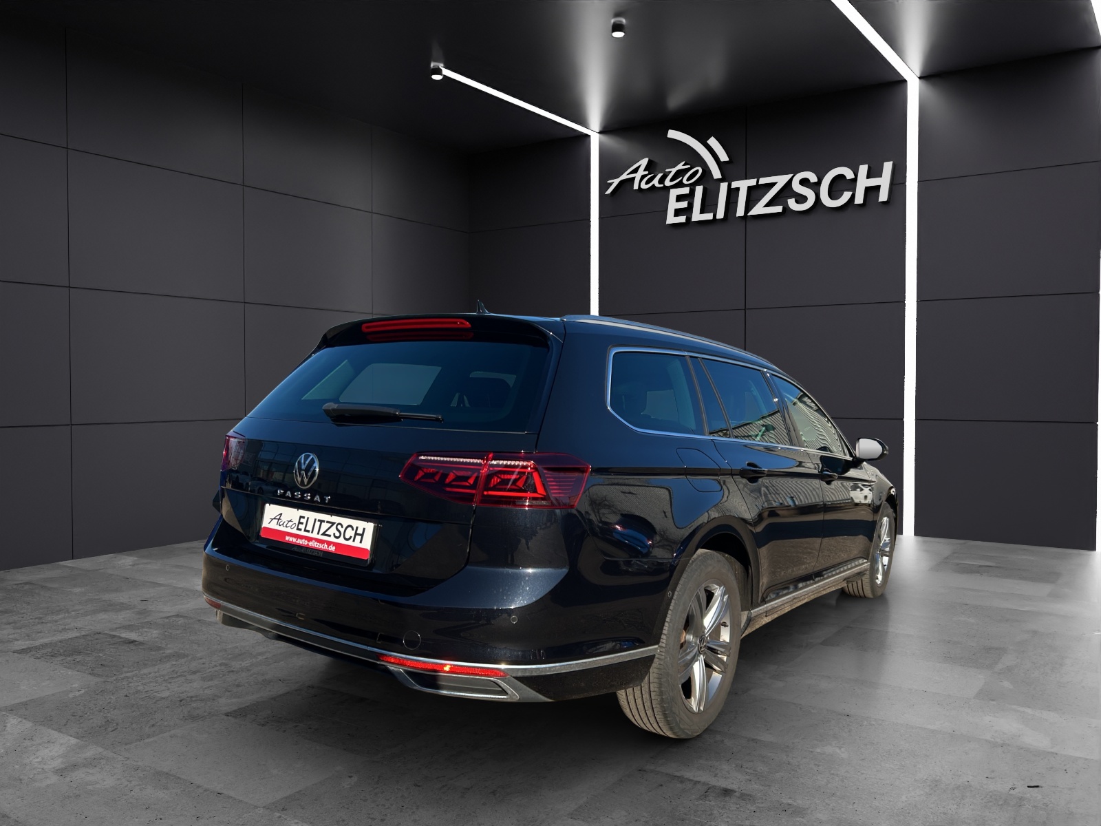 Fahrzeugabbildung Volkswagen Passat Variant Elegance TDI DSG IQ.Light ACC SH Pano Massage RearView AppConnect Ambiente Navi