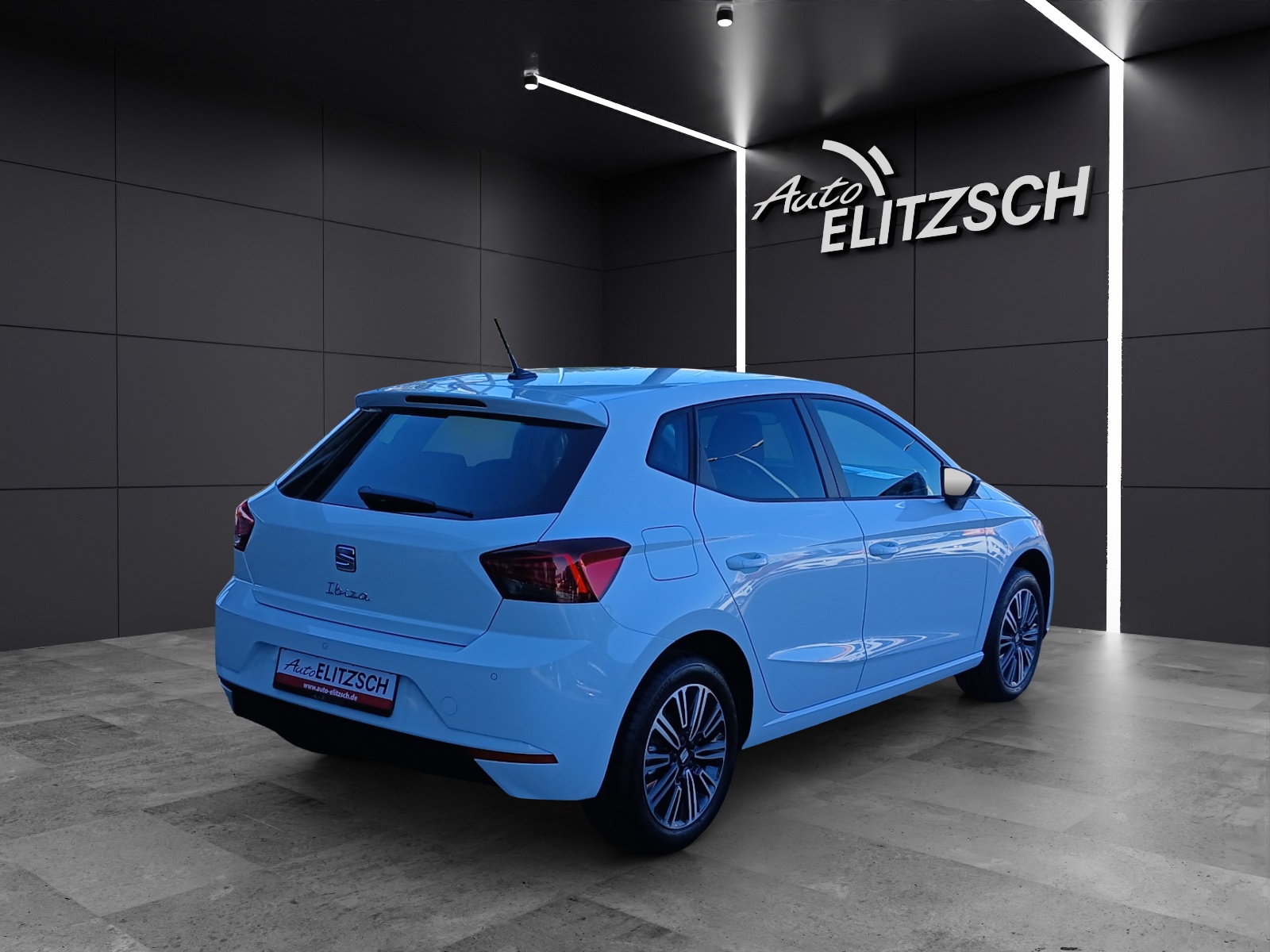 Fahrzeugabbildung SEAT Ibiza 1.0 TSI Road Edition LED Winter-P.