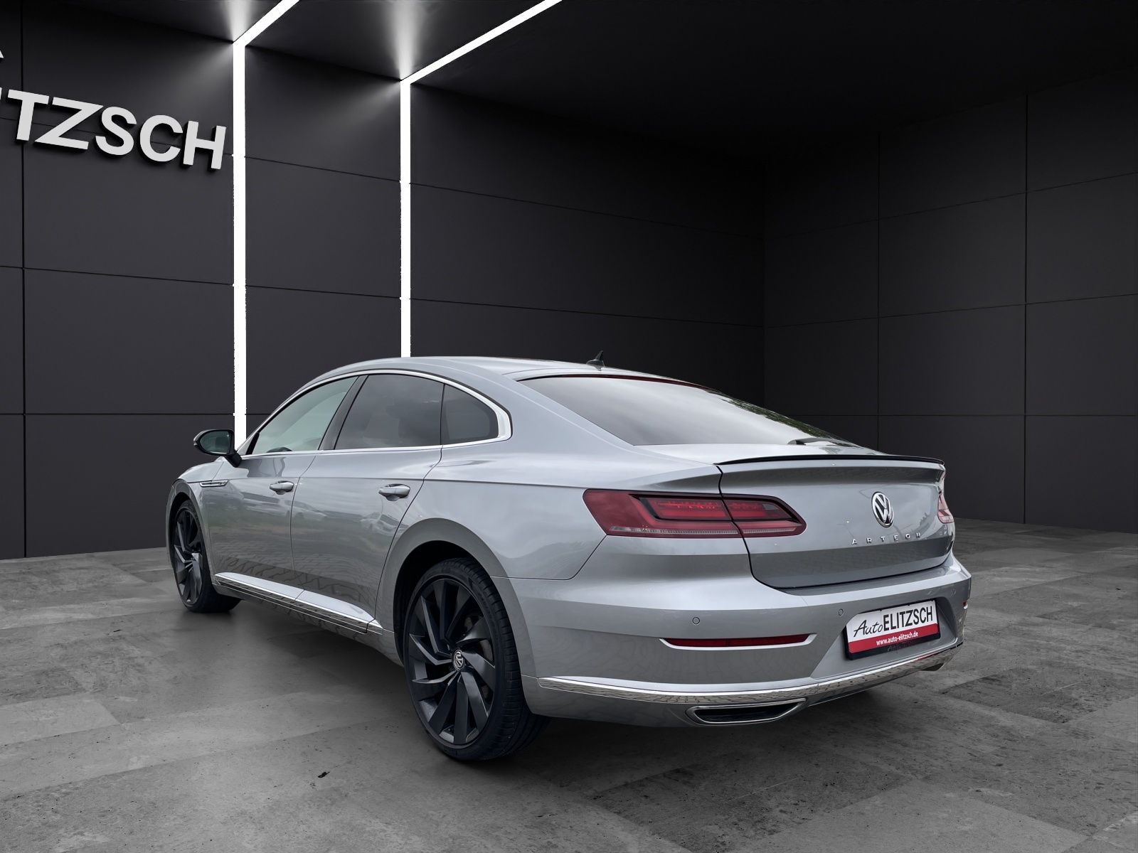 Fahrzeugabbildung Volkswagen Arteon R-Line TDI DCC LEDER DYNAUDIO NAVI ACC