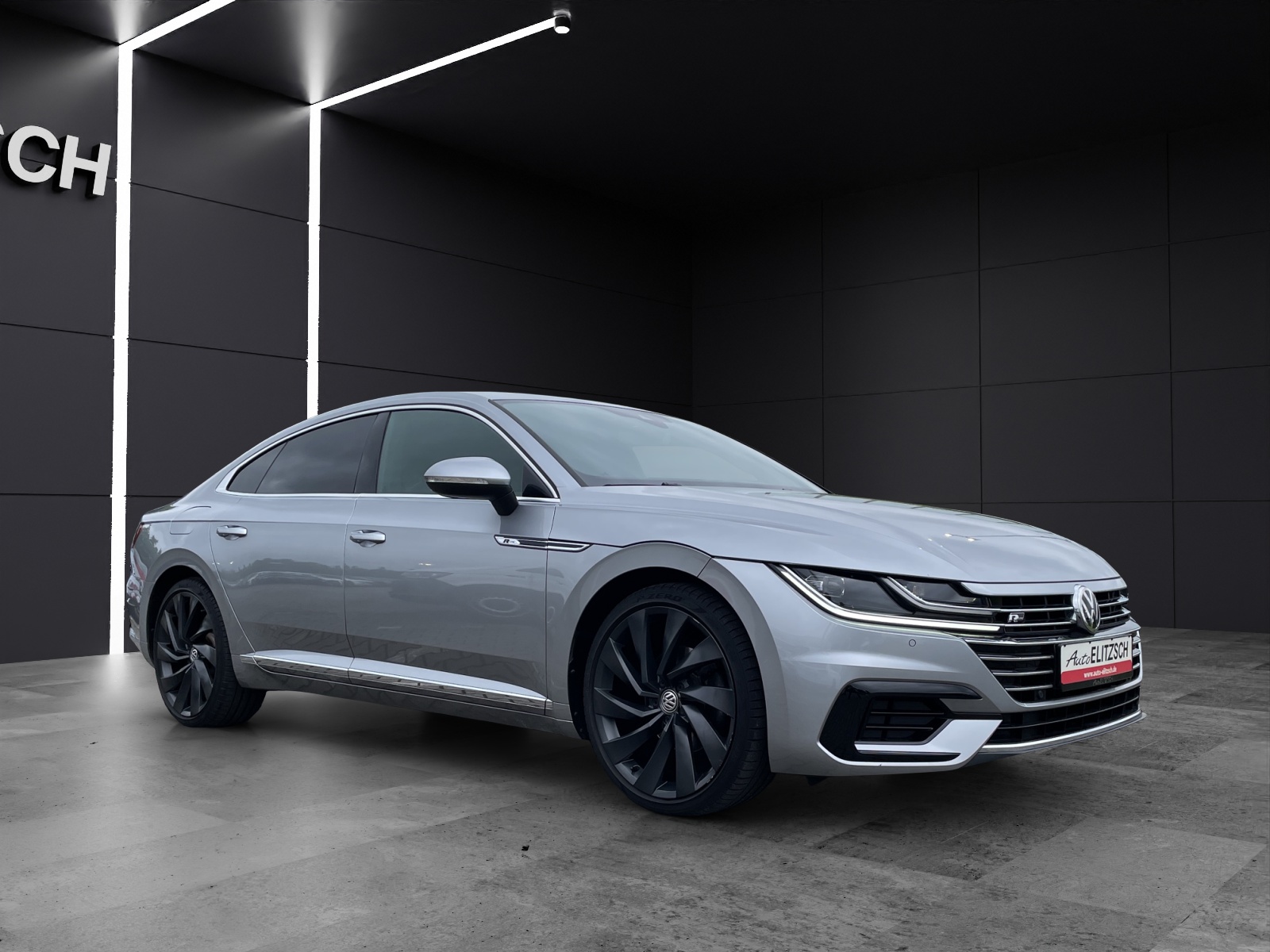 Fahrzeugabbildung Volkswagen Arteon R-Line TDI DCC LEDER DYNAUDIO NAVI ACC