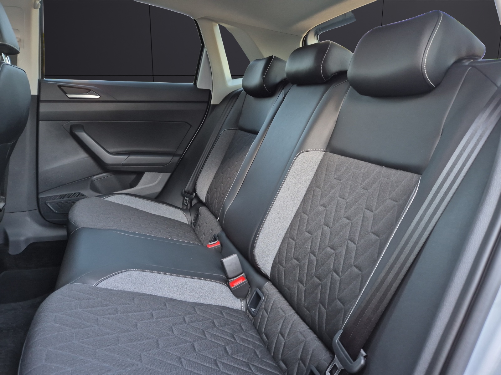 Fahrzeugabbildung Volkswagen Polo Goal LED DAB+ ACC