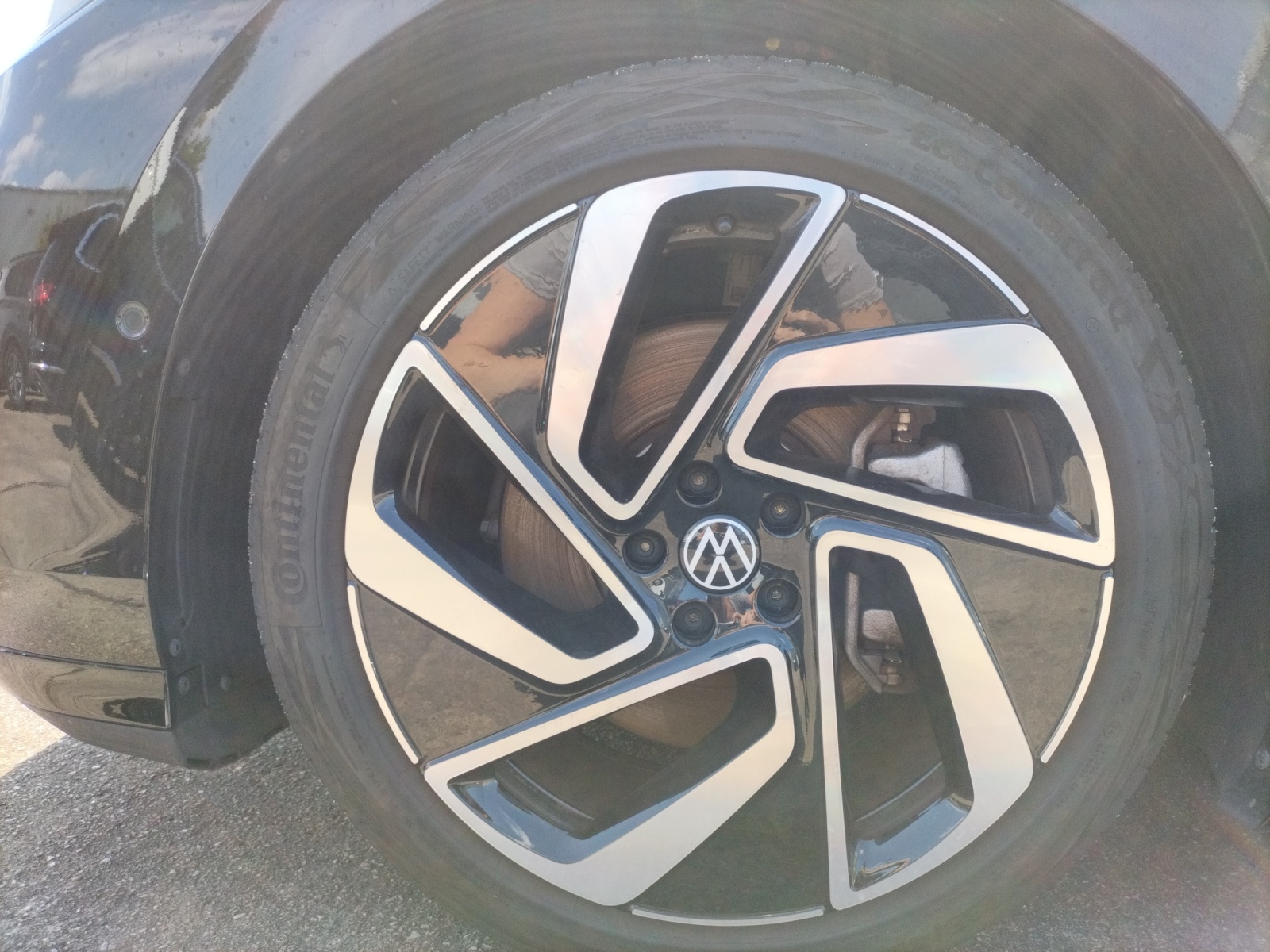 Fahrzeugabbildung Volkswagen ID.7 Pro Matrix Harmann Navi SHZ AID ACC 360° Massage 20