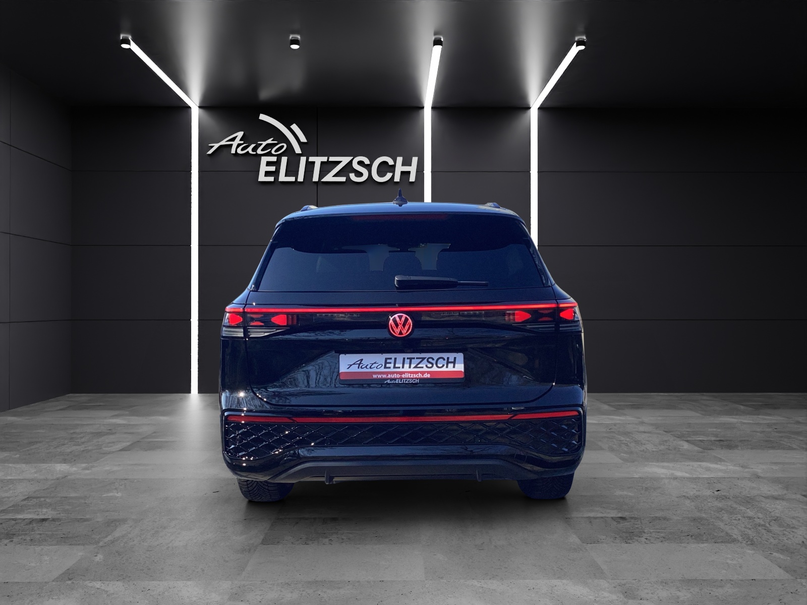 Fahrzeugabbildung Volkswagen Tayron R-Line-Black eHyb AHZV HuD DCC H&K AreaView