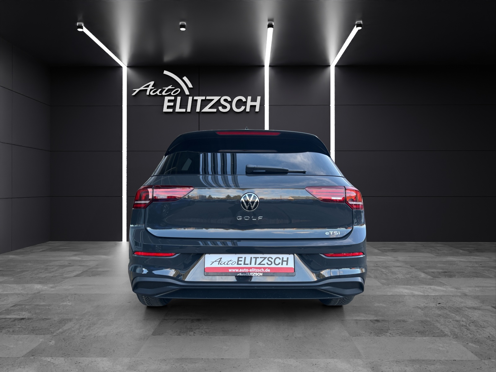 Fahrzeugabbildung Volkswagen Golf VIII Goal eTSI DSG LED ACC SH RearView AppConnect DAB+ Ambiente Climatronic