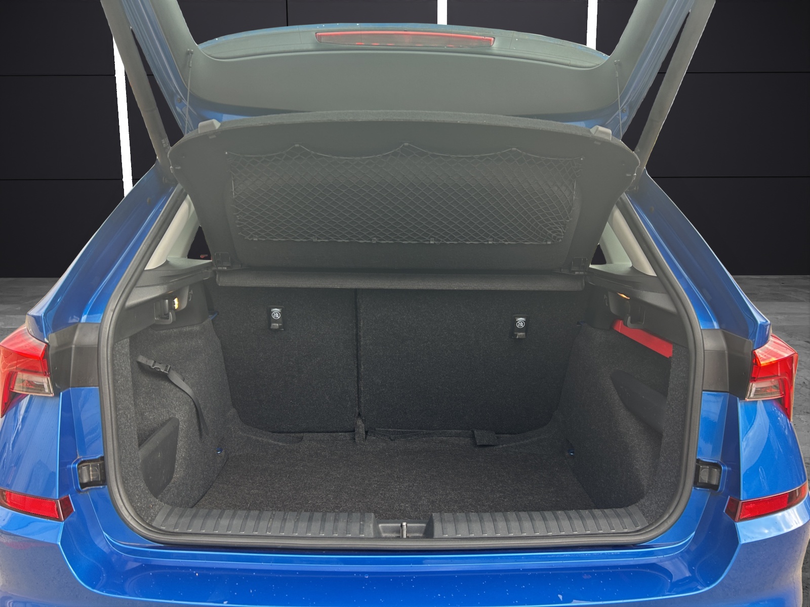 Fahrzeugabbildung SKODA Kamiq Style TSI LED ACC SH Ambiente Klima