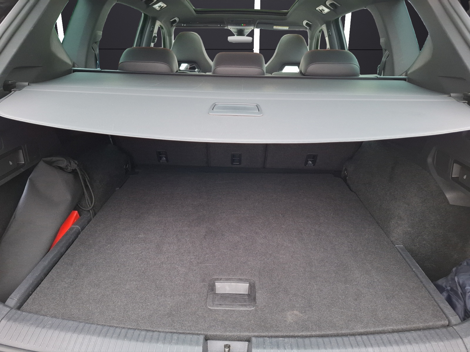 Fahrzeugabbildung SEAT Tarraco TSI FR DSG 4Drive LED AHK Navi AID Pano ACC 360° SH 20