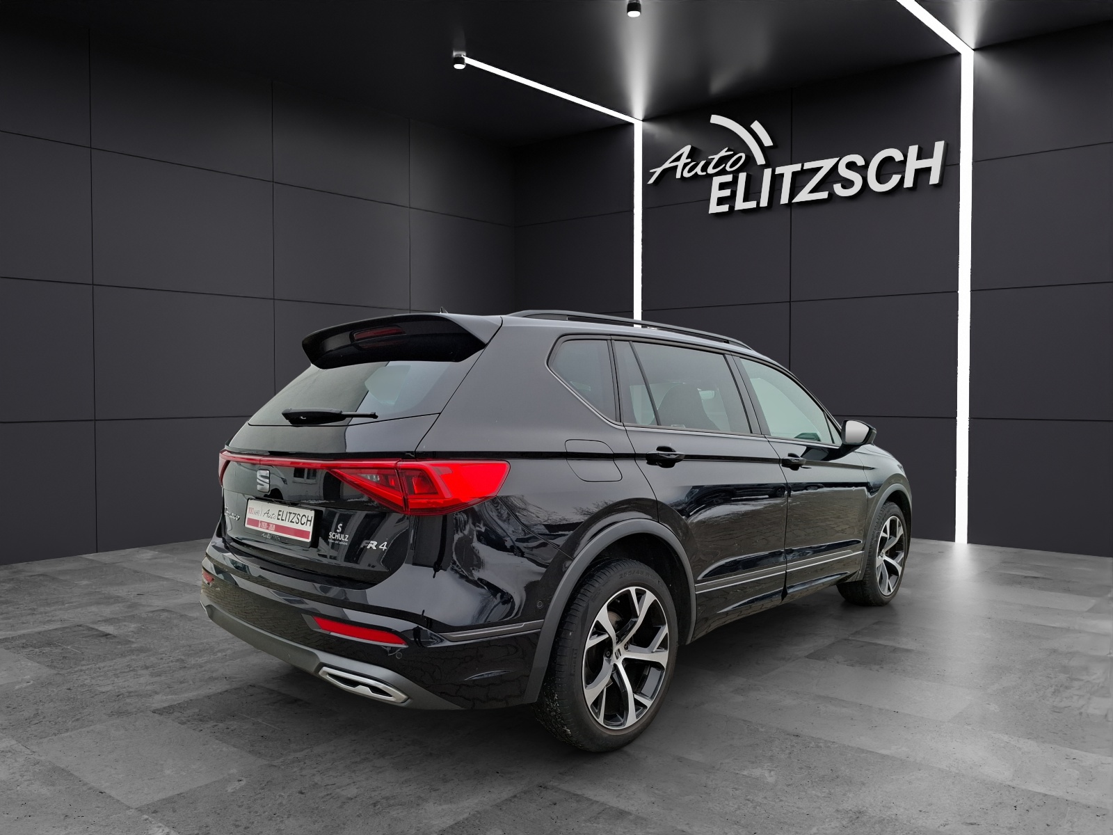 Fahrzeugabbildung SEAT Tarraco TSI FR DSG 4Drive LED AHK Navi AID Pano ACC 360° SH 20