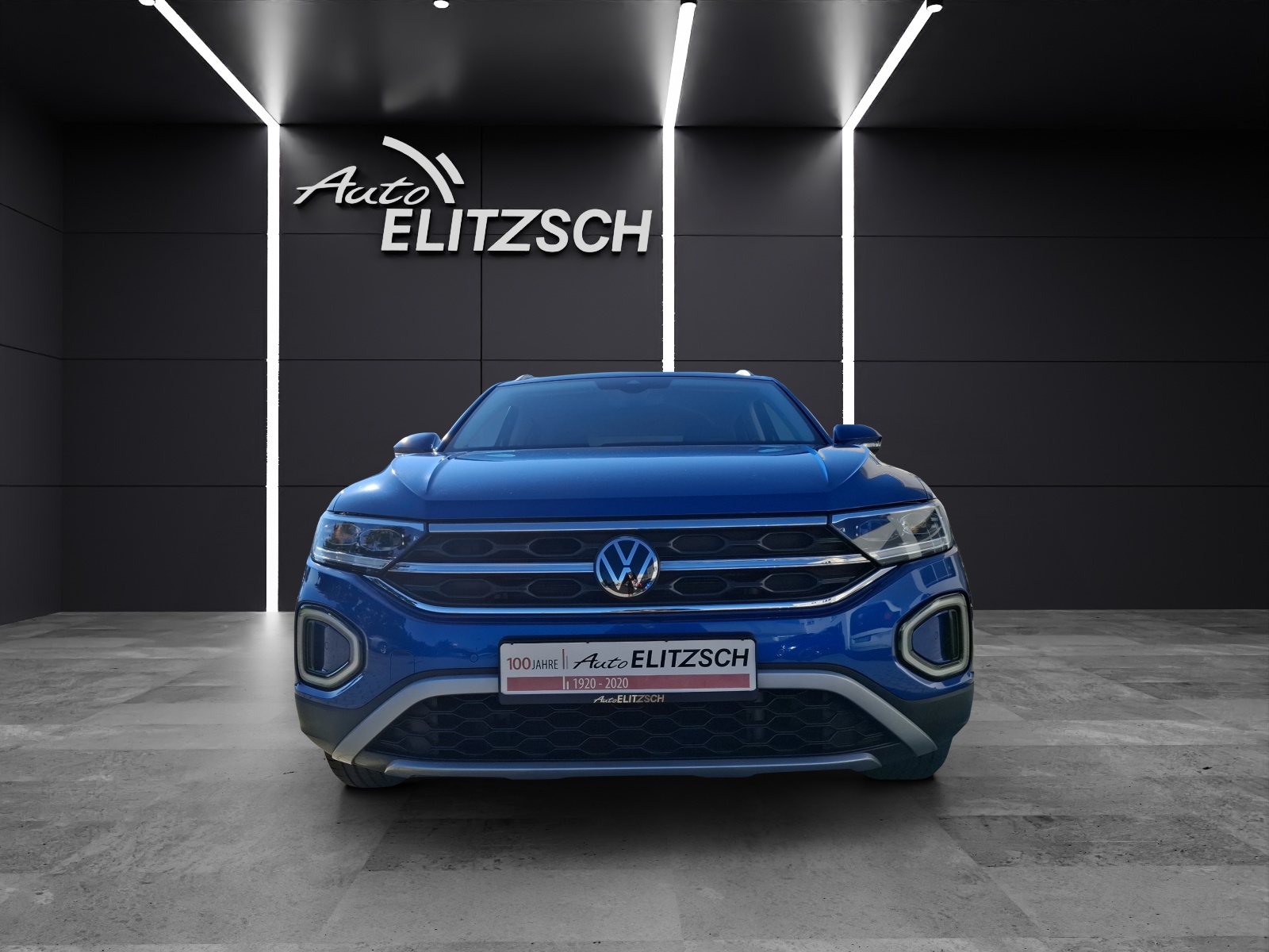 Fahrzeugabbildung Volkswagen T-Roc TSI Style LED AID ACC Park-Assist SH