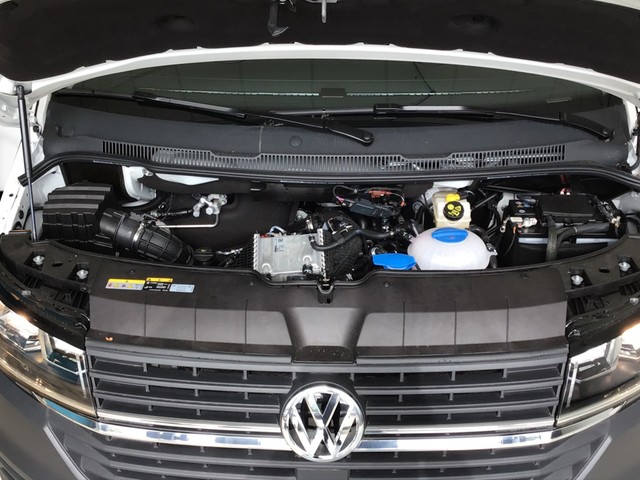 Fahrzeugabbildung Volkswagen T6 Kombi T6.1 TDI 9-Sitzer LR SITZH. PDC KLIMA