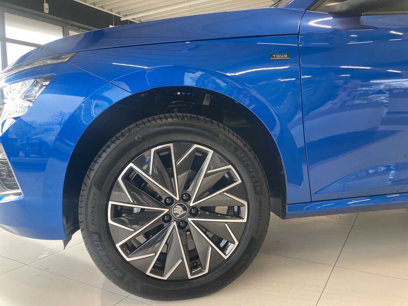 Fahrzeugabbildung SKODA KAMIQ 1.0 TSI TOUR DSG