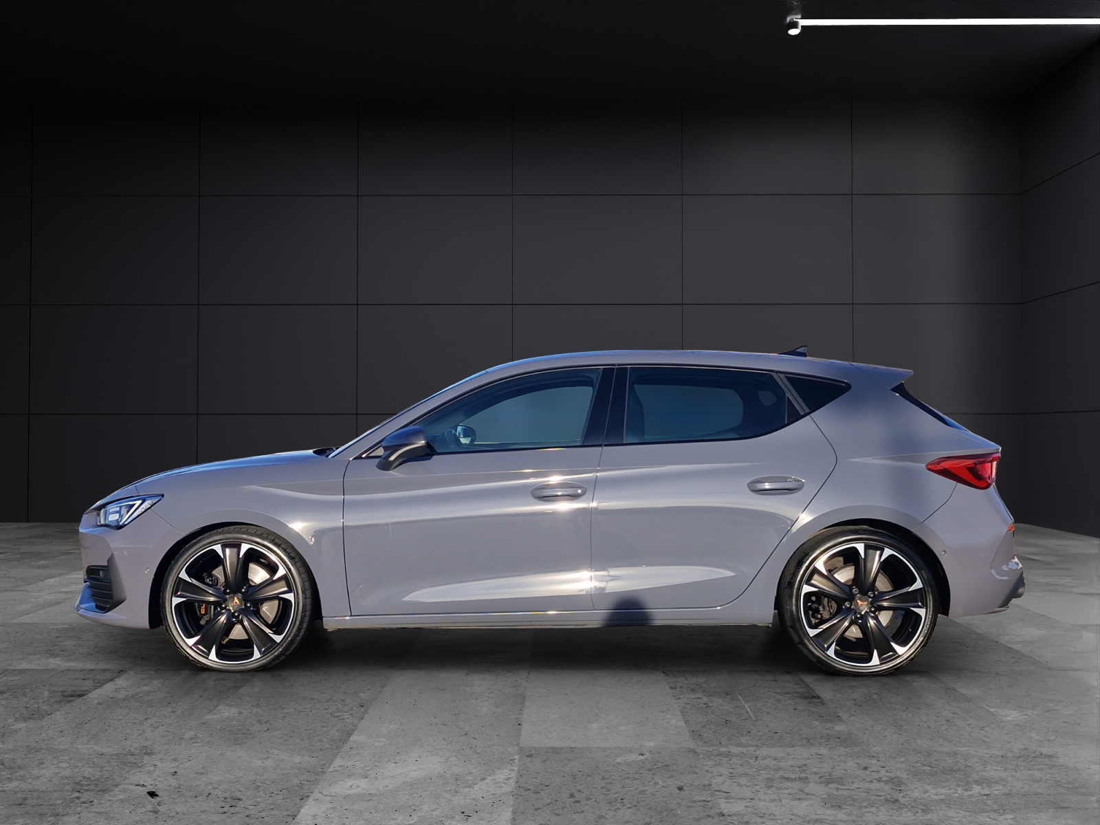 Fahrzeugabbildung CUPRA Leon VZ 2,0 TSI DSG ACC KAMERA NAVI LED