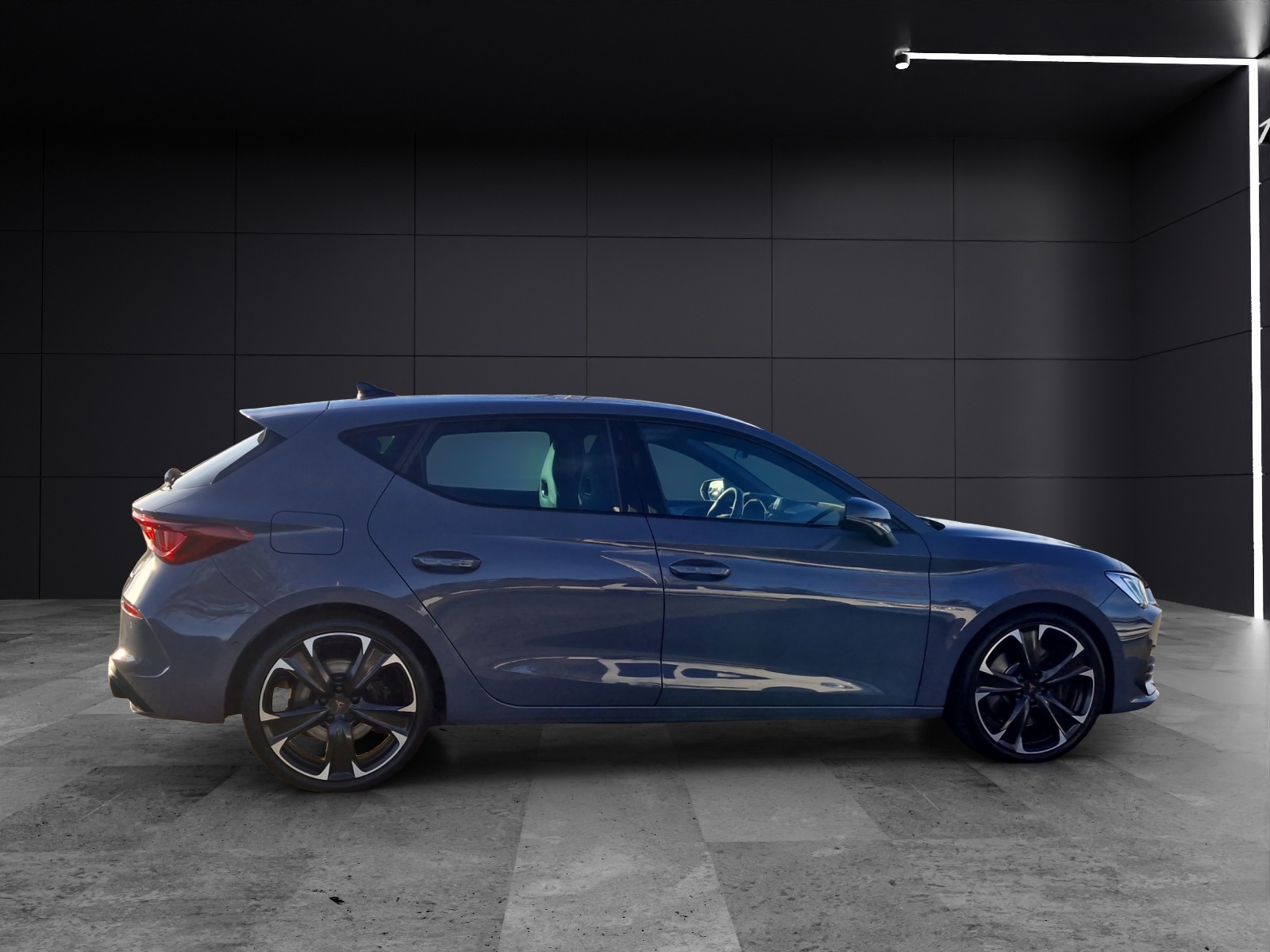 Fahrzeugabbildung CUPRA Leon VZ 2,0 TSI DSG ACC KAMERA NAVI LED