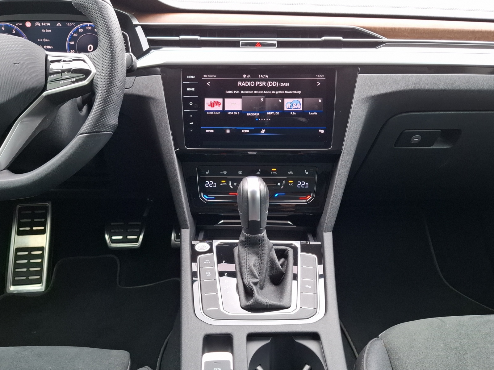 Fahrzeugabbildung Volkswagen Arteon SB TSI Elegance DSG LED Navi AID ACC PDC SHZ 18