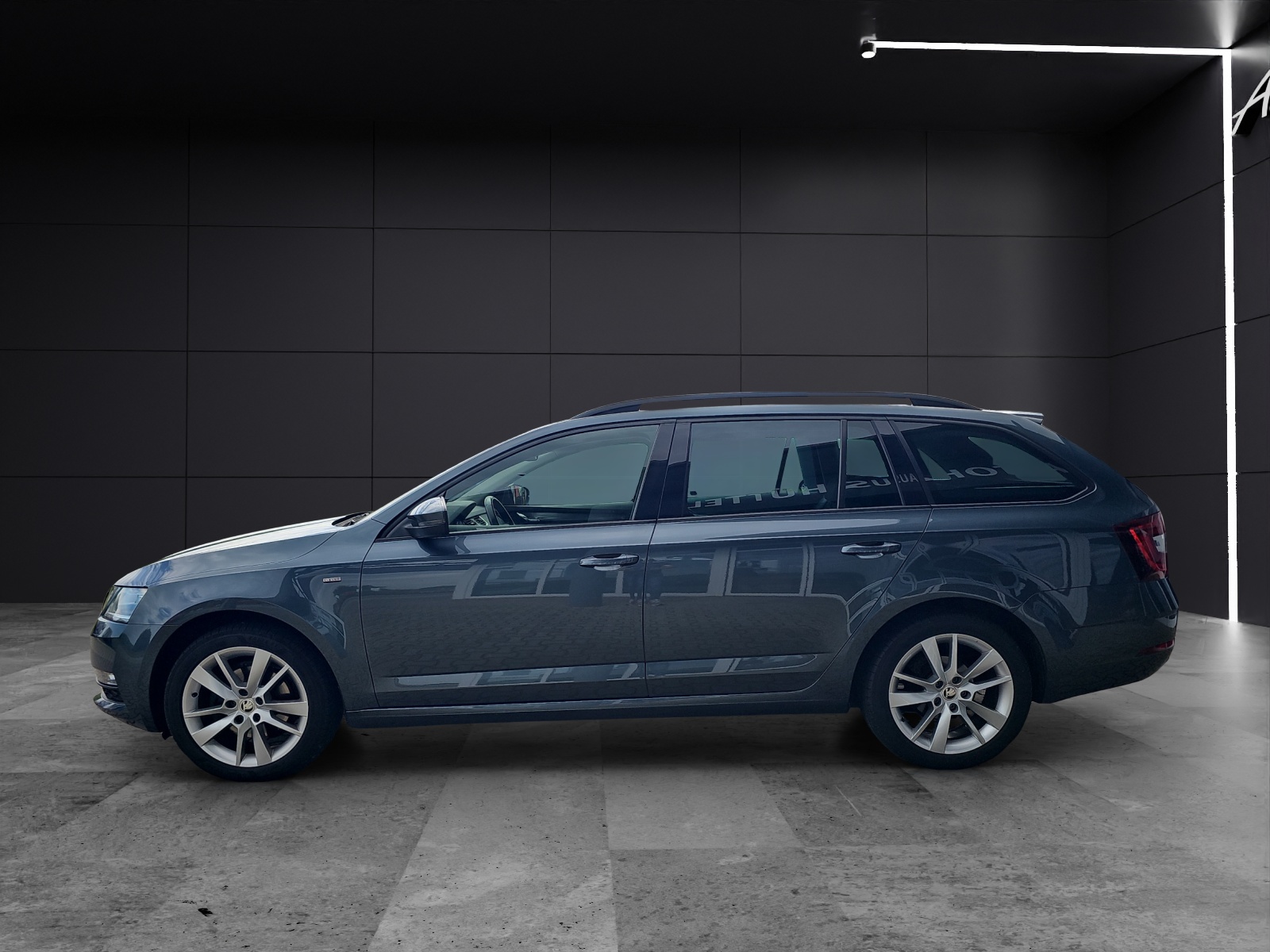 Fahrzeugabbildung SKODA Octavia Combi Clever 1.5TSI NAVI, AHZV, WSS BEHEIZBAR