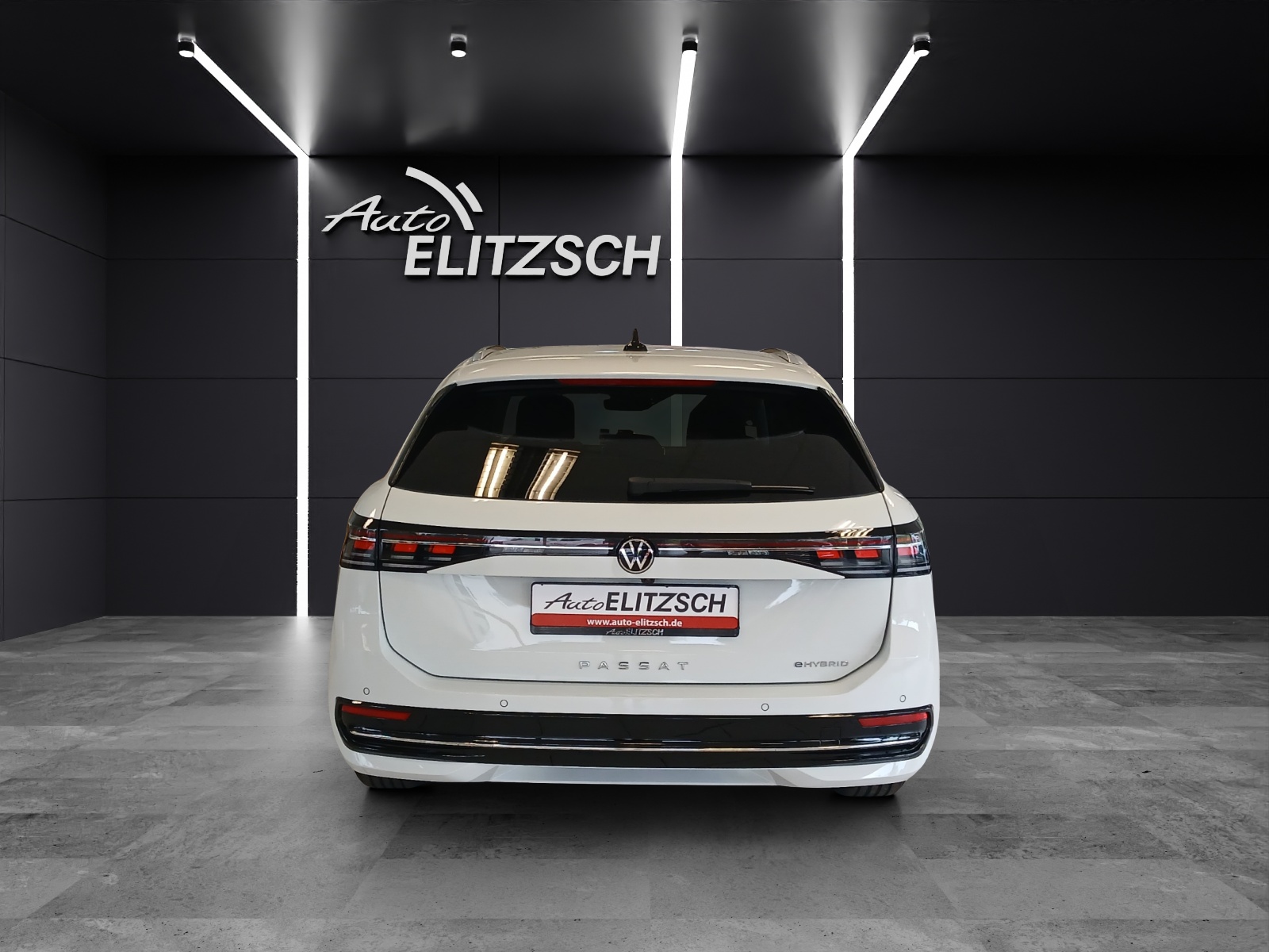 Fahrzeugabbildung Volkswagen Passat Elegance eHybrid AHZV DCC Business-Premium