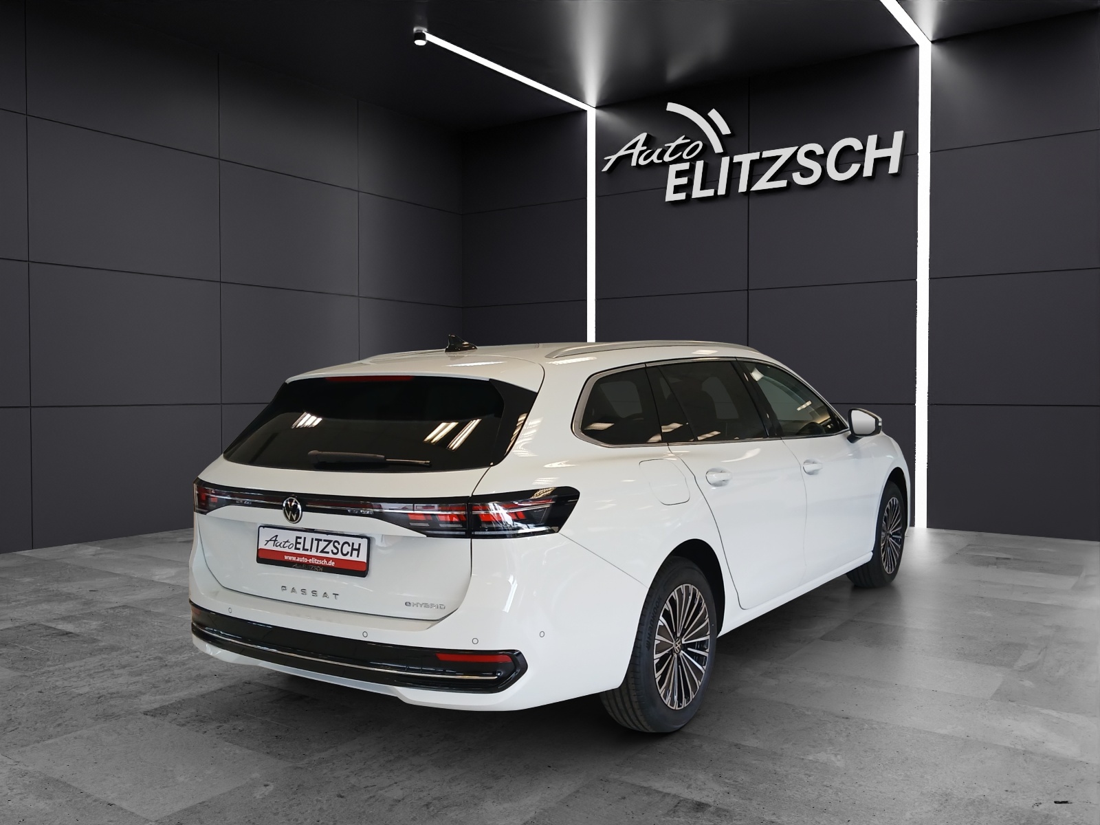 Fahrzeugabbildung Volkswagen Passat Elegance eHybrid AHZV DCC Business-Premium